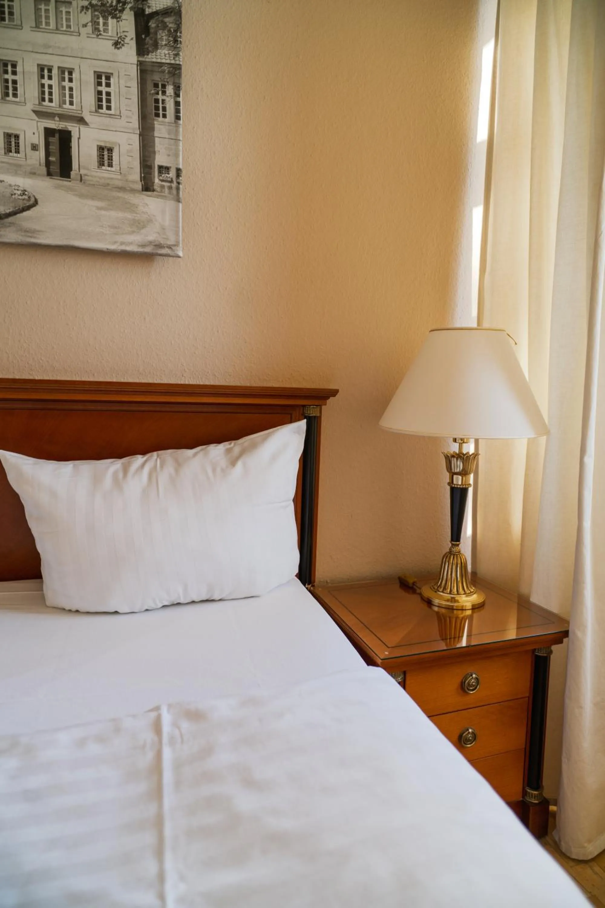 Bed in Klosterhotel Wöltingerode