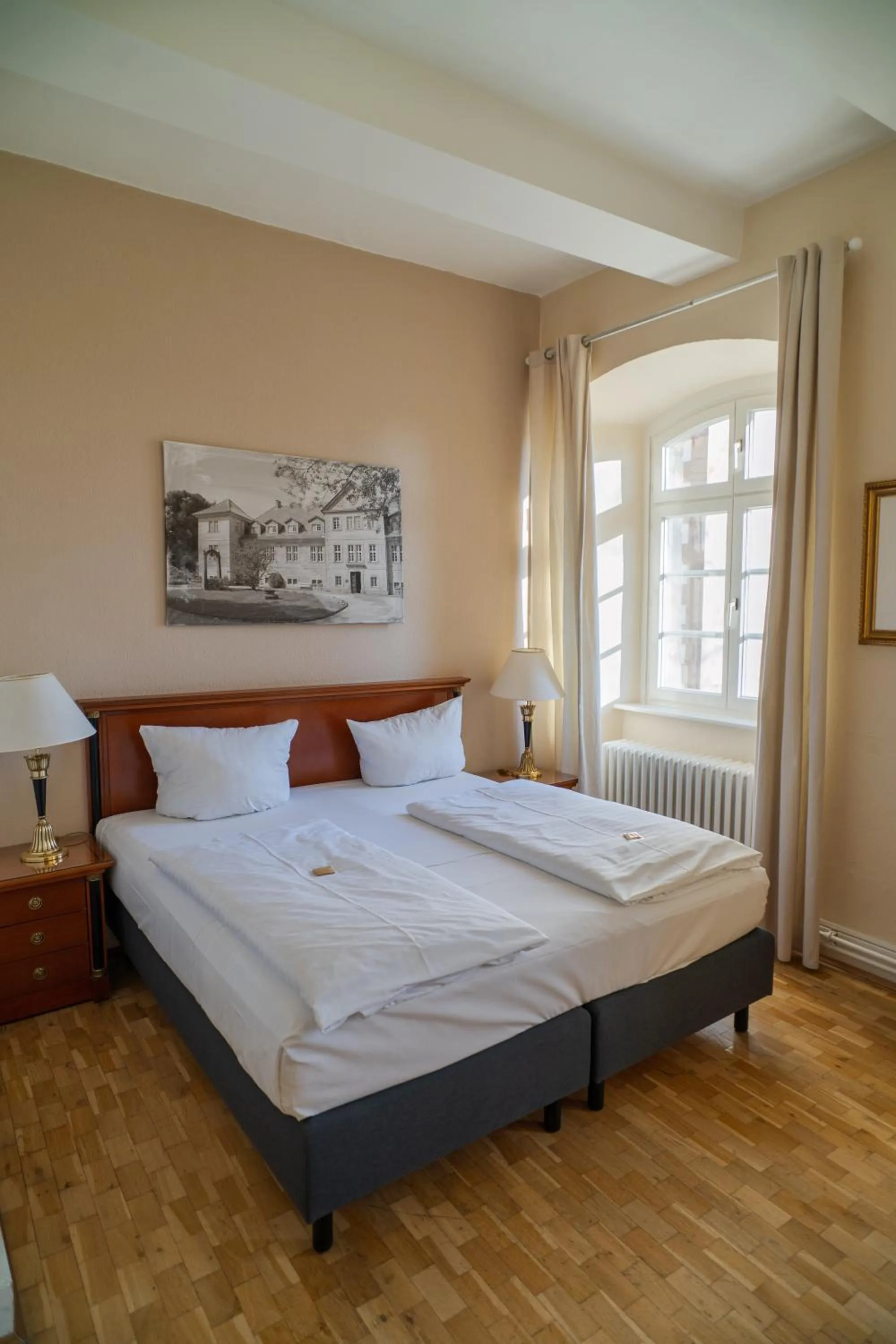 Bed in Klosterhotel Wöltingerode