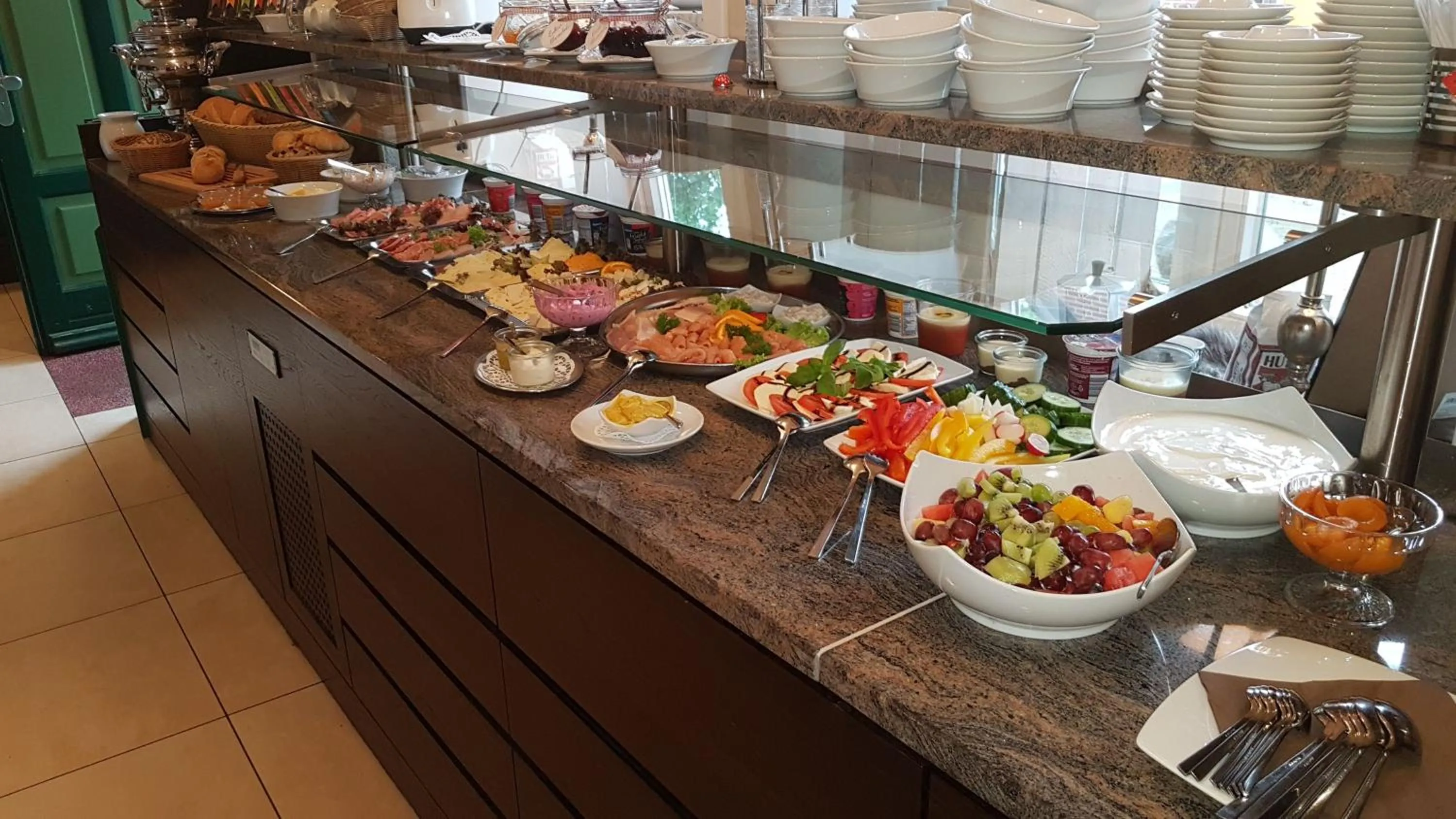 Breakfast in Hotel Am Kloster