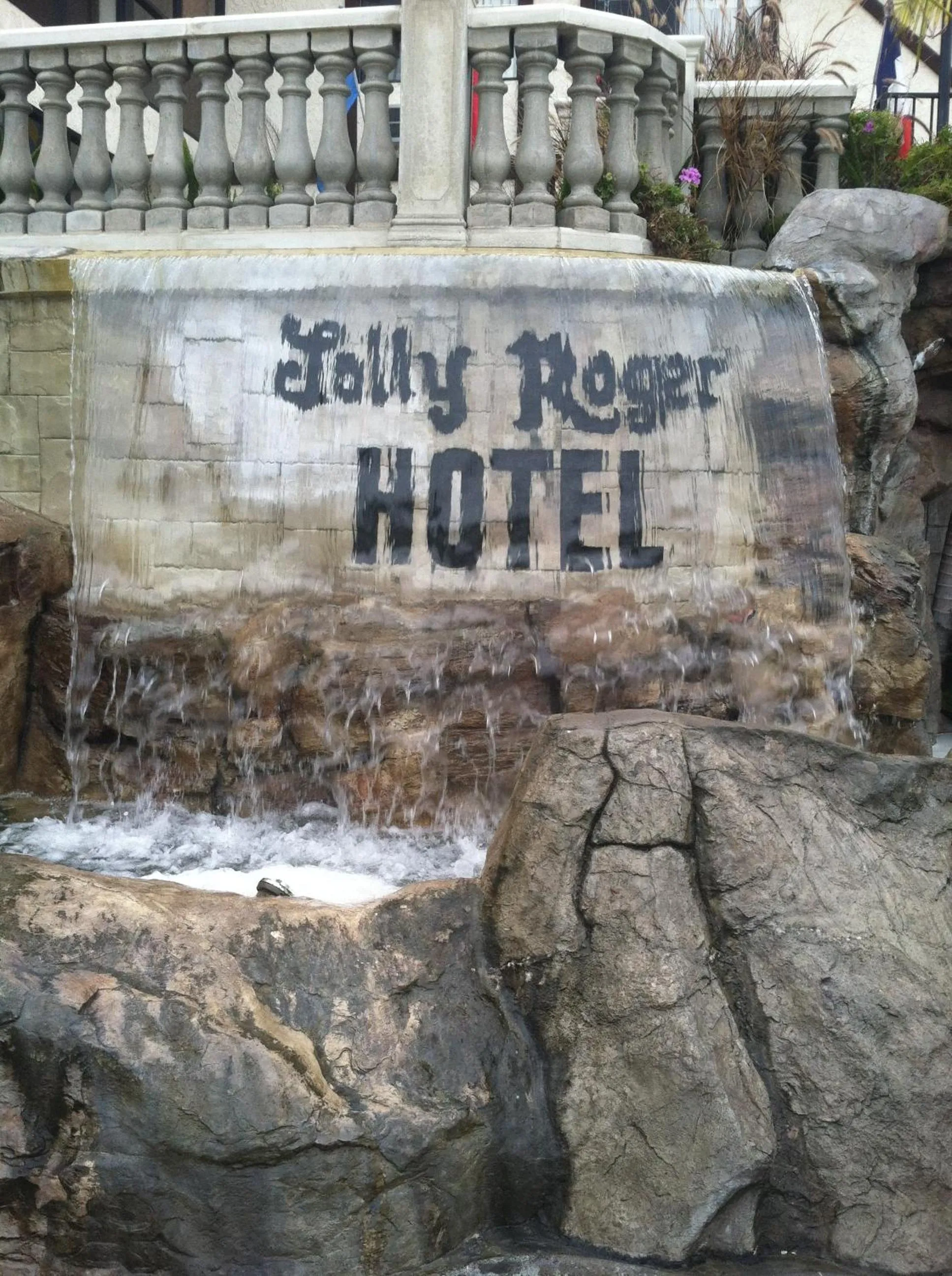Facade/entrance in Jolly Roger Hotel