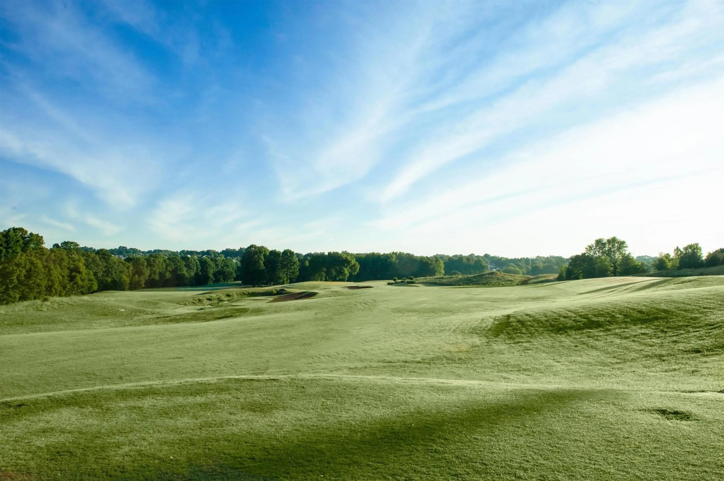 Golfcourse in Embassy Suites by Hilton Charlotte Concord Golf Resort & Spa