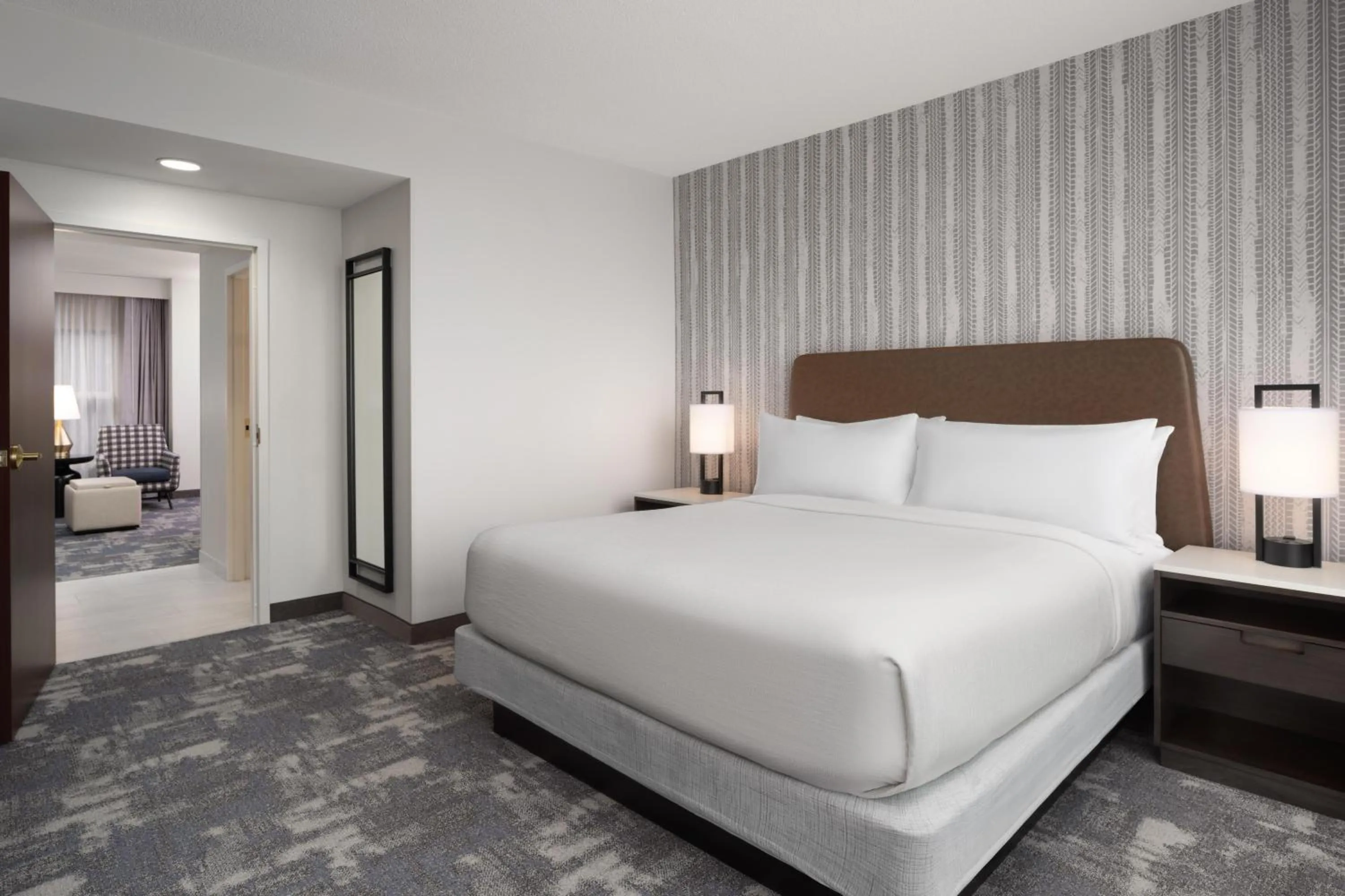 Bed in Embassy Suites by Hilton Charlotte Concord Golf Resort & Spa