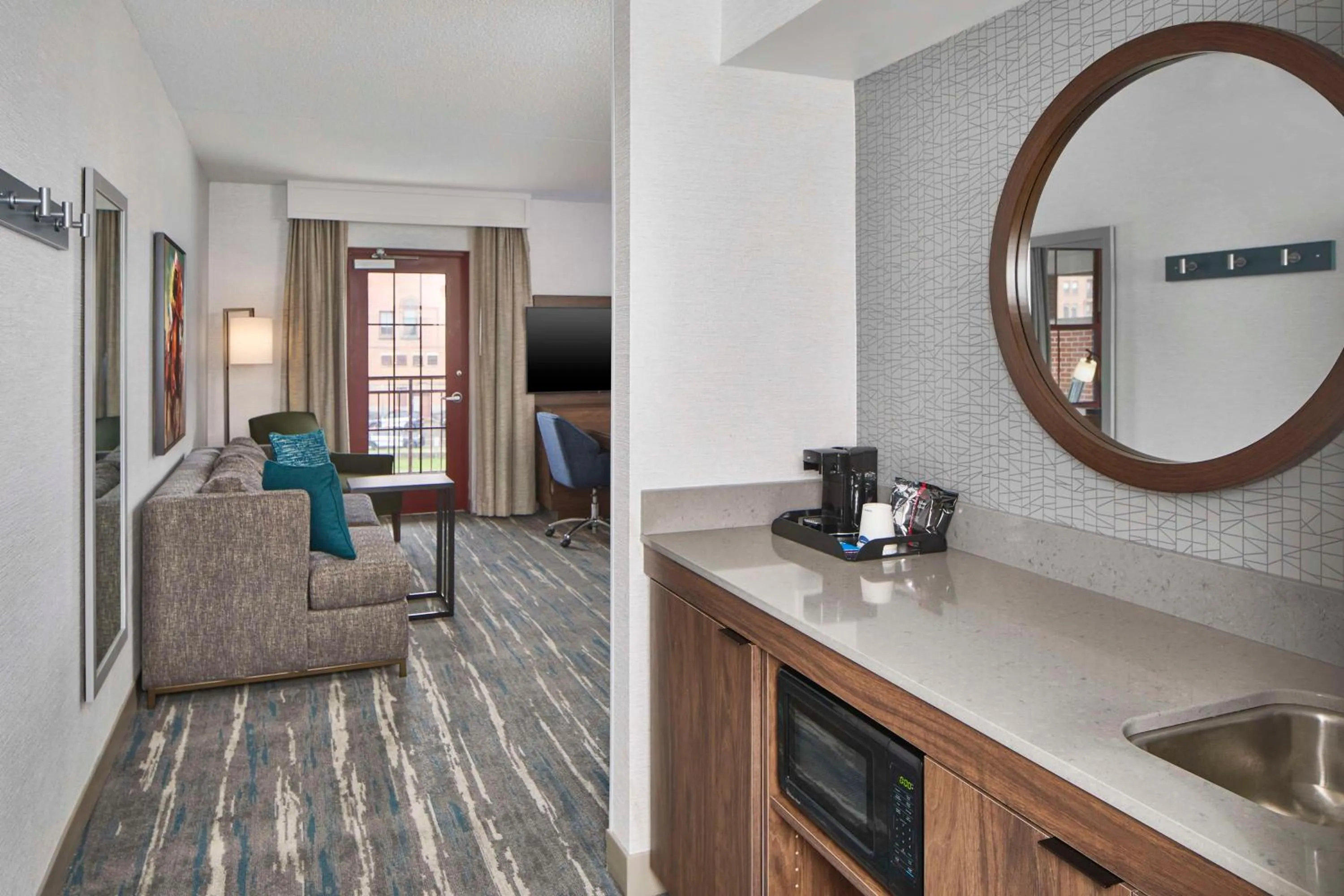 Photo of the whole room in Hampton Inn & Suites Saratoga Springs Downtown