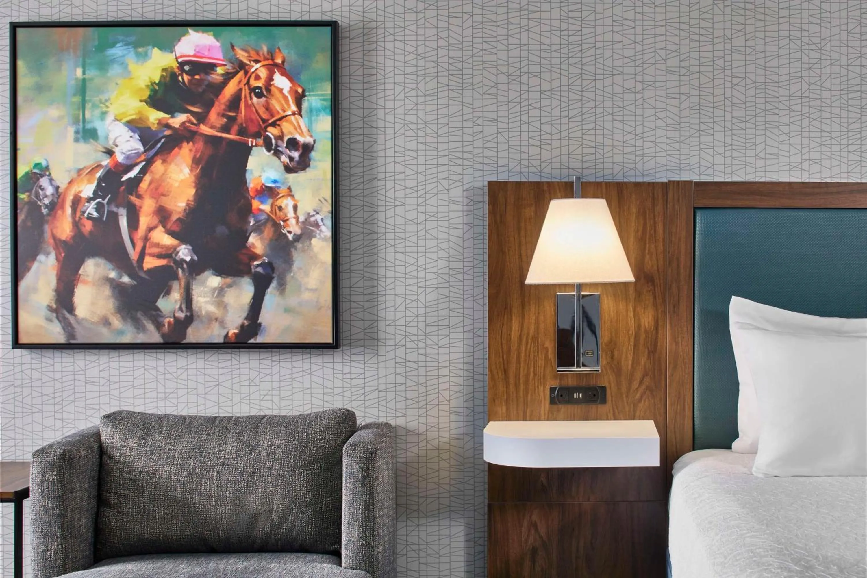 Bed in Hampton Inn & Suites Saratoga Springs Downtown