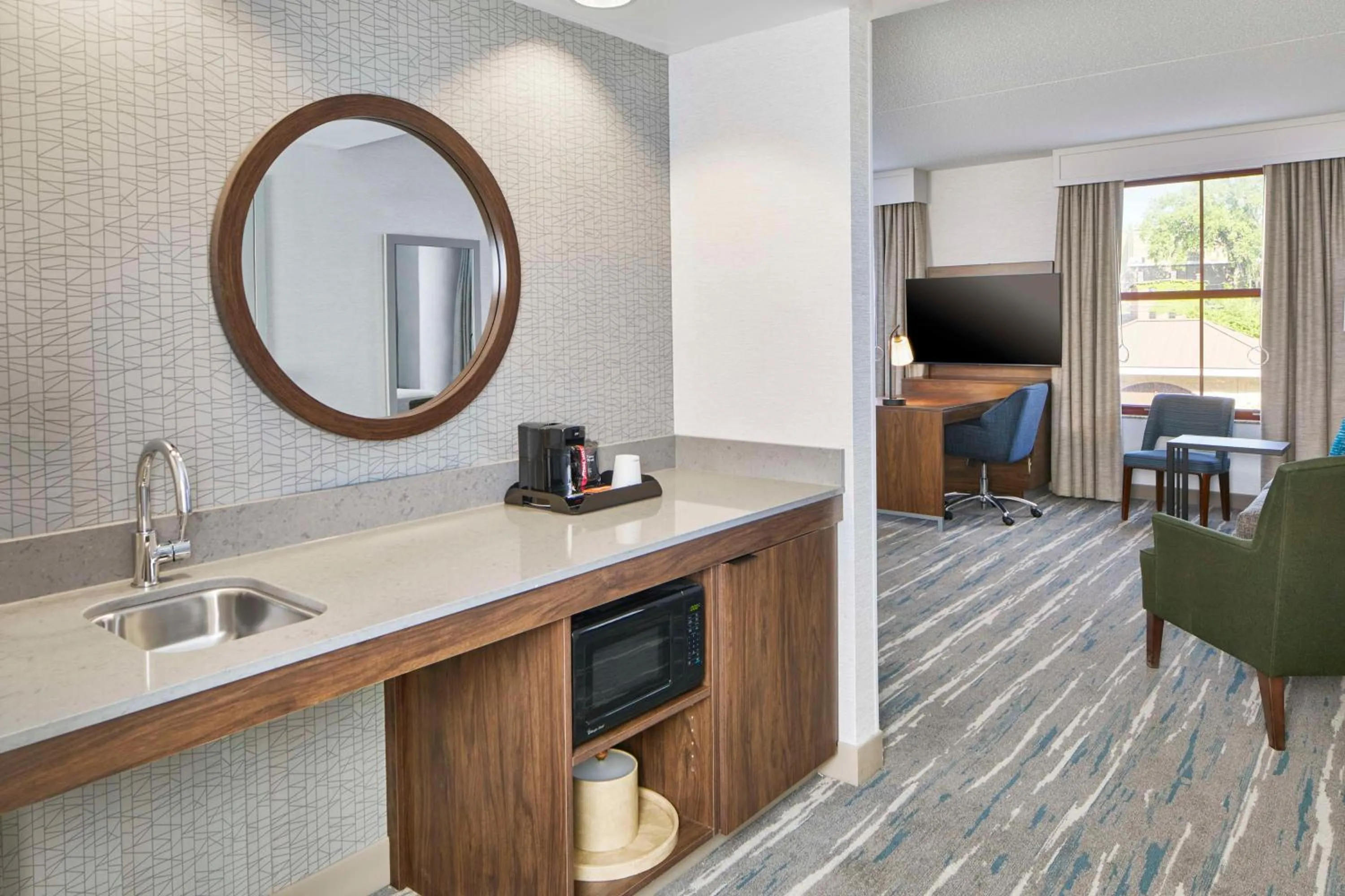 Photo of the whole room in Hampton Inn & Suites Saratoga Springs Downtown