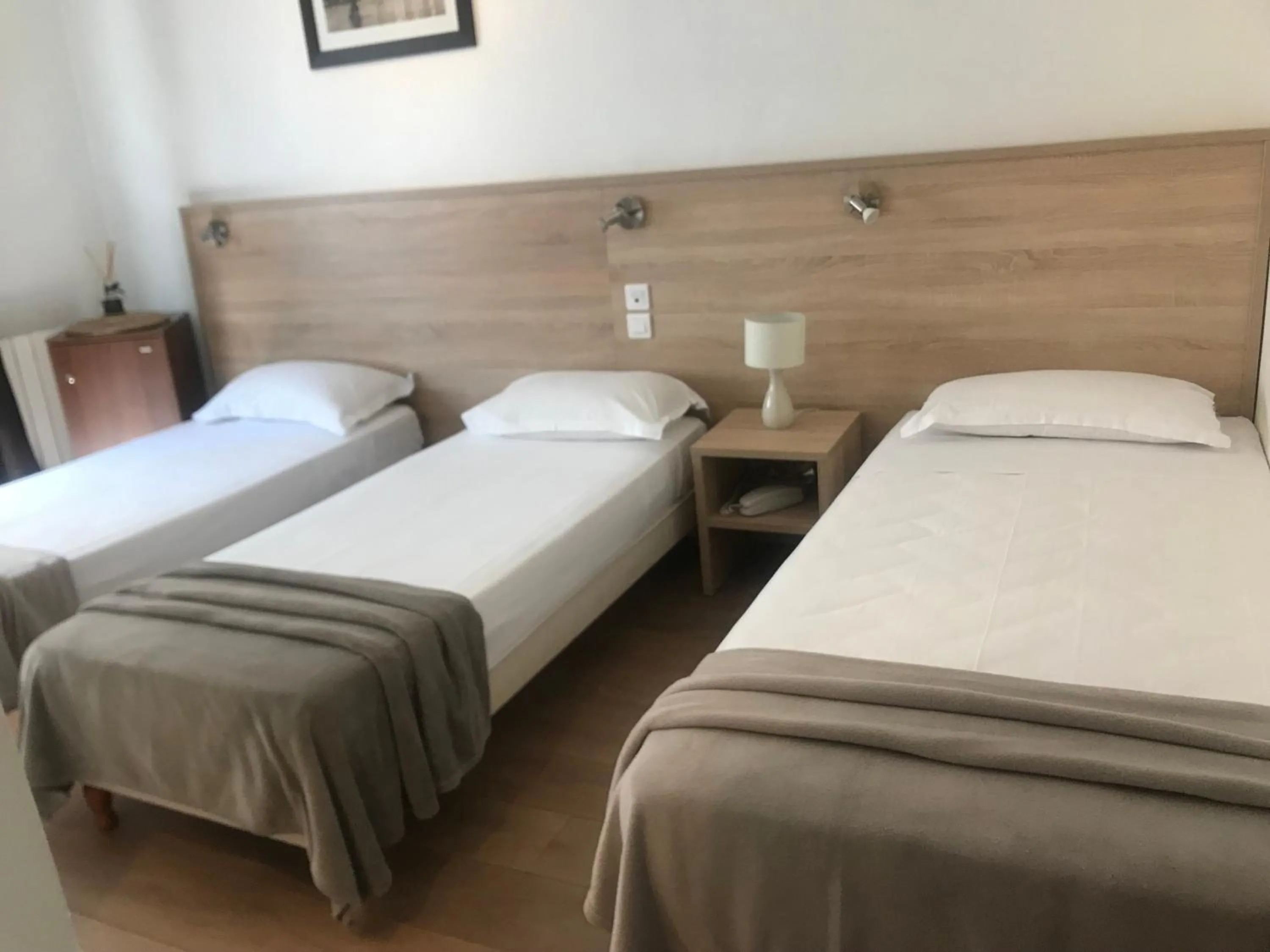 Property building, Bed in Hotel Lutetia