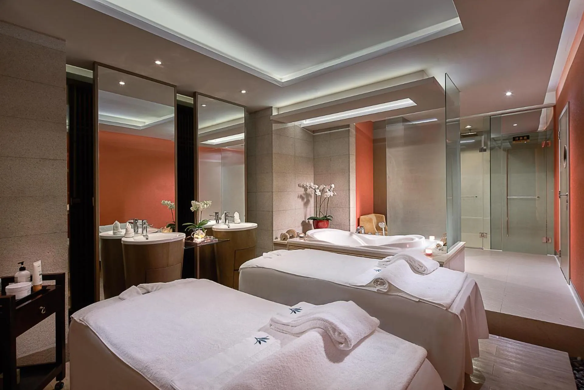 Spa and wellness centre/facilities, Bed in Pan Pacific Xiamen