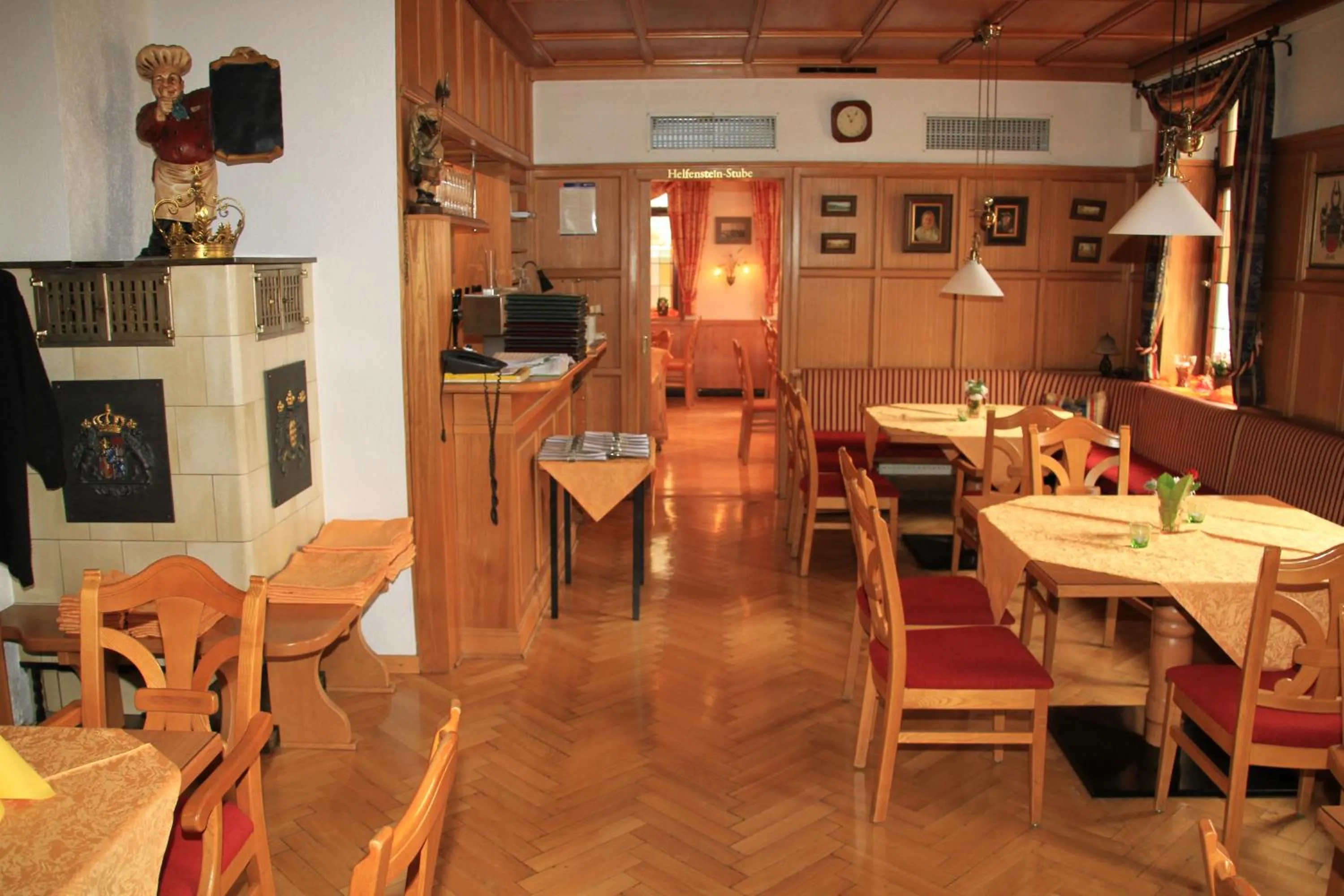 Food and drinks in Hotel Garni Krone