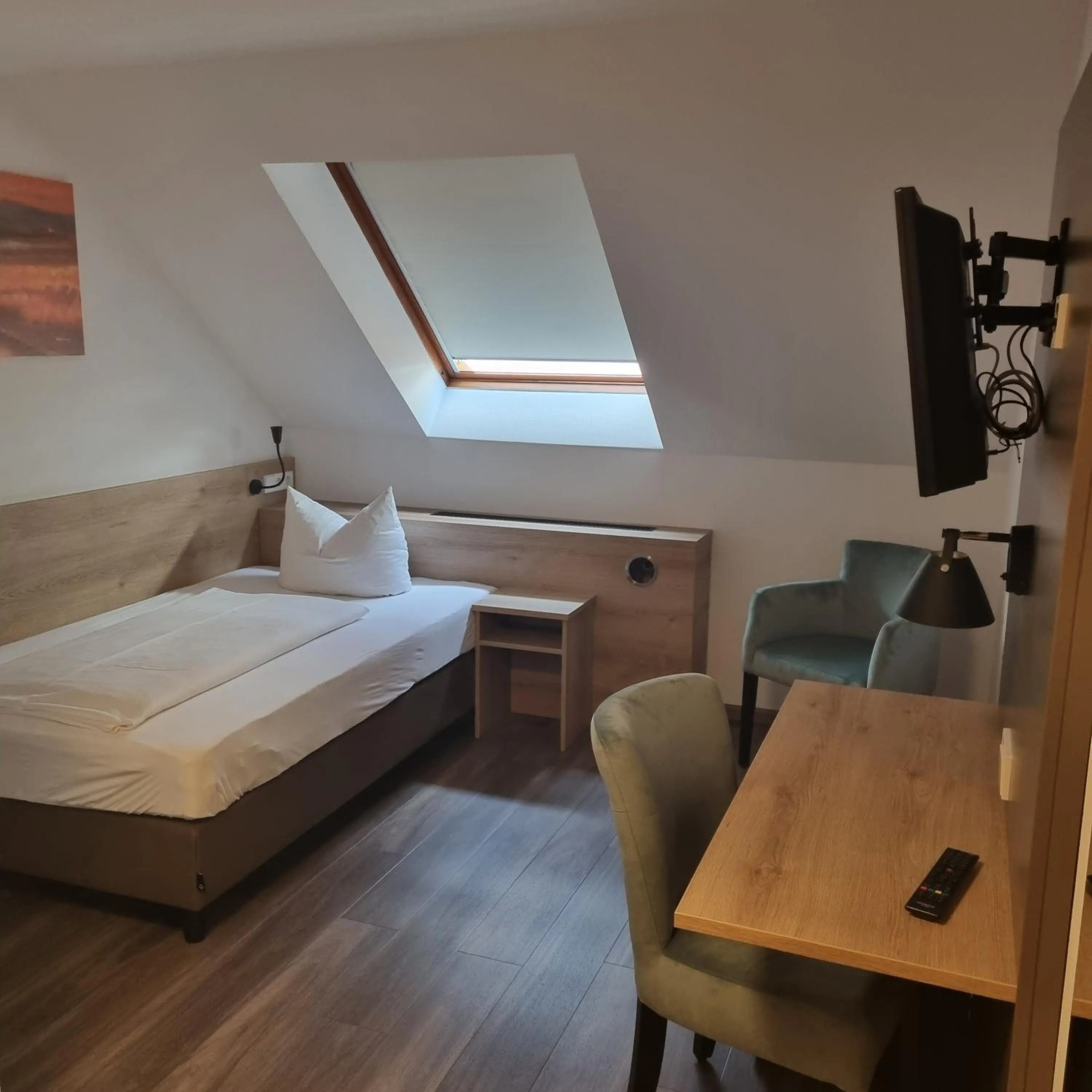 Photo of the whole room, Bed in Hotel Garni Krone