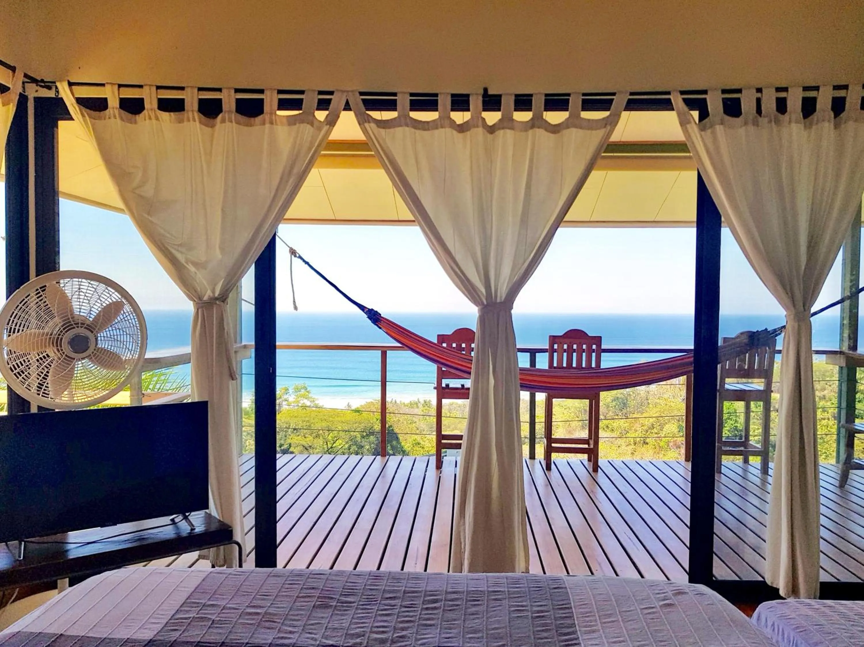 Superior Suite with Sea View in Santa Teresa Surf Vista Villas