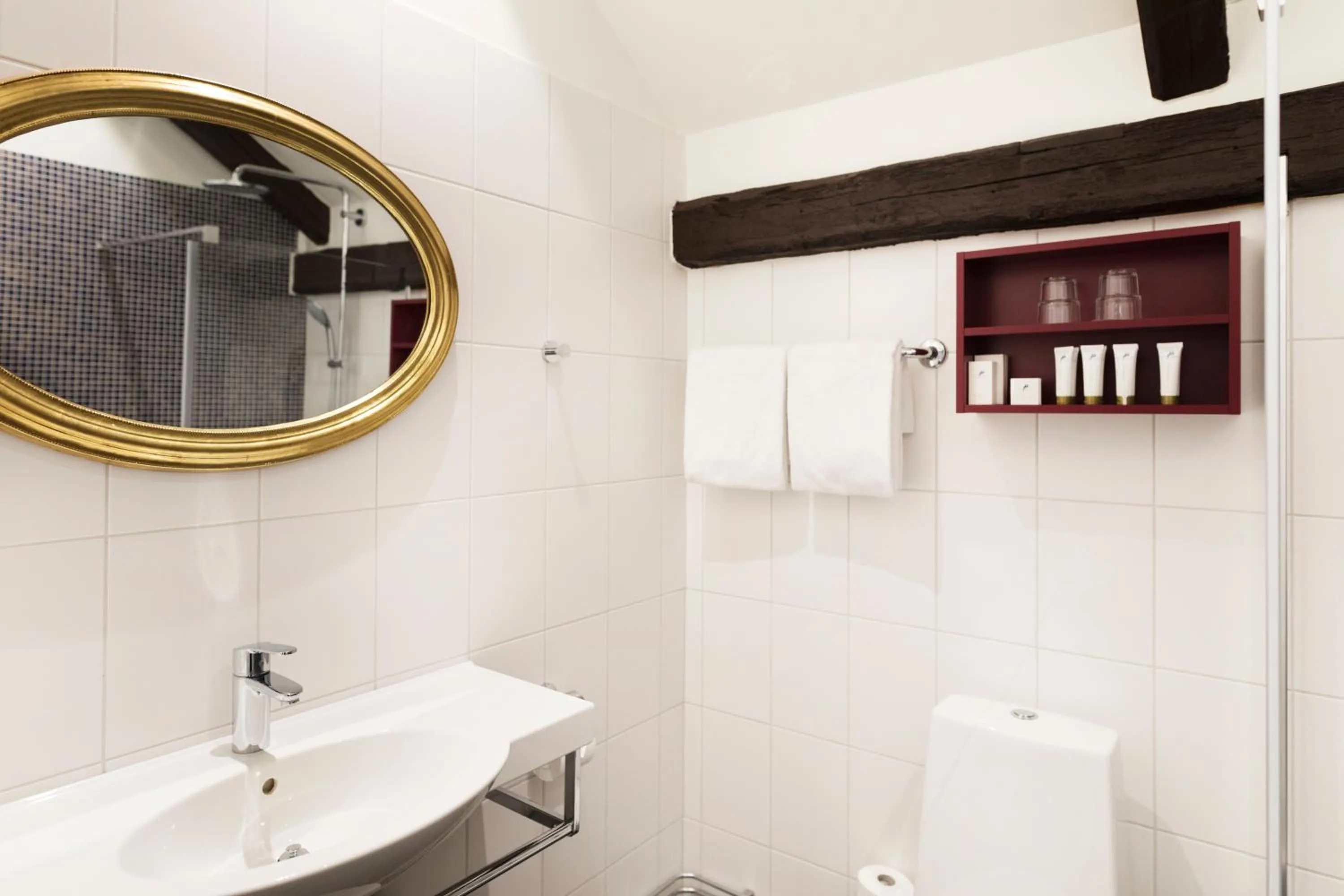 Toilet in ProfilHotels Calmar Stadshotell