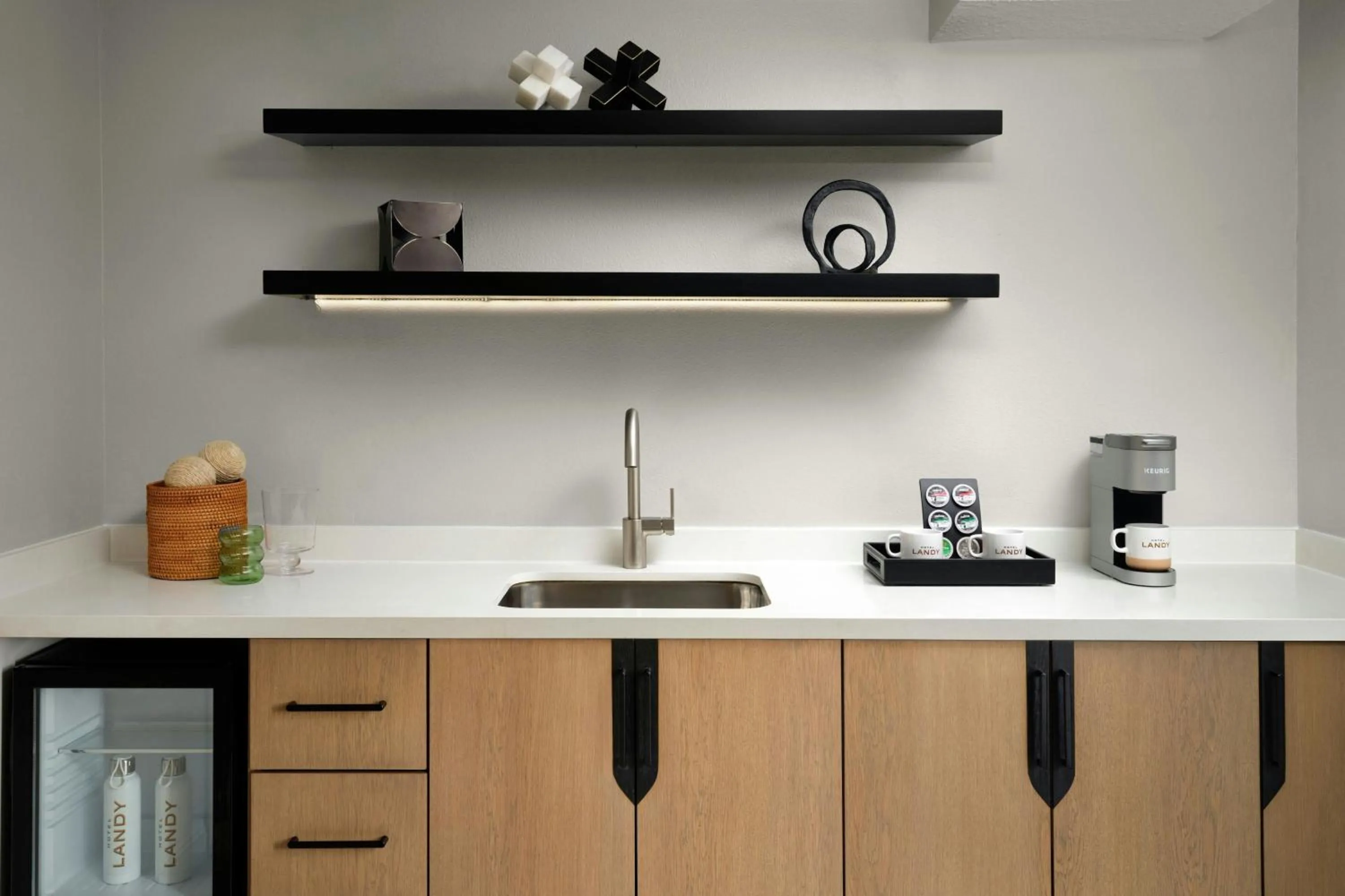 Photo of the whole room in Hotel Landy Orlando Universal Blvd, a Tribute Portfolio Hotel