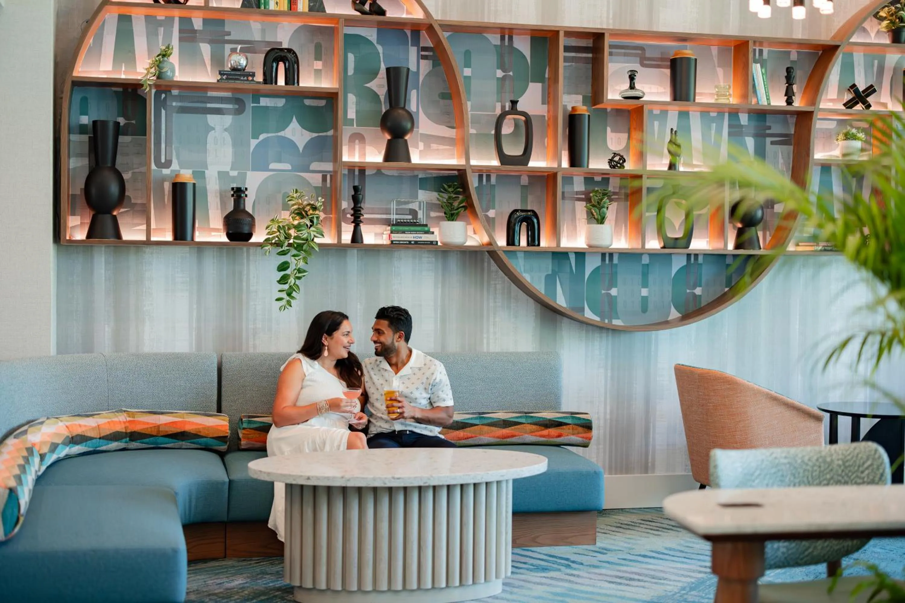 Lounge or bar in Hotel Landy Orlando Universal Blvd, a Tribute Portfolio Hotel