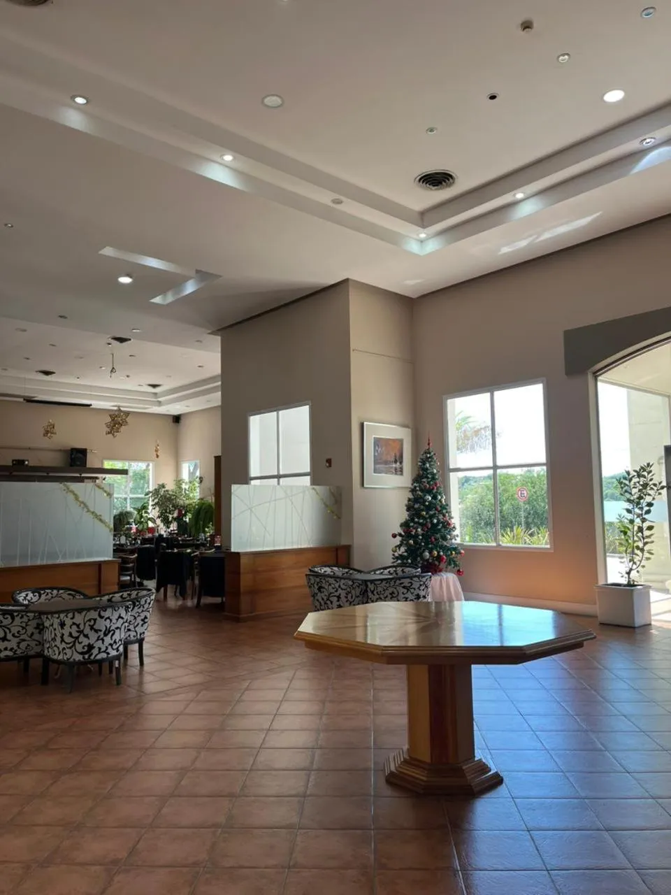 Lobby or reception in Howard Johnson Rio Ceballos Hotel y Casino