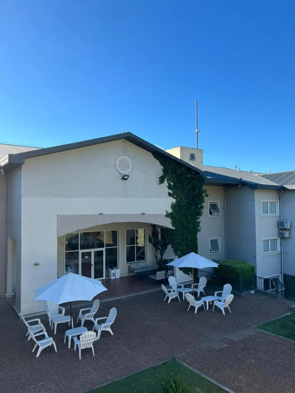 Balcony/Terrace in Howard Johnson Rio Ceballos Hotel y Casino