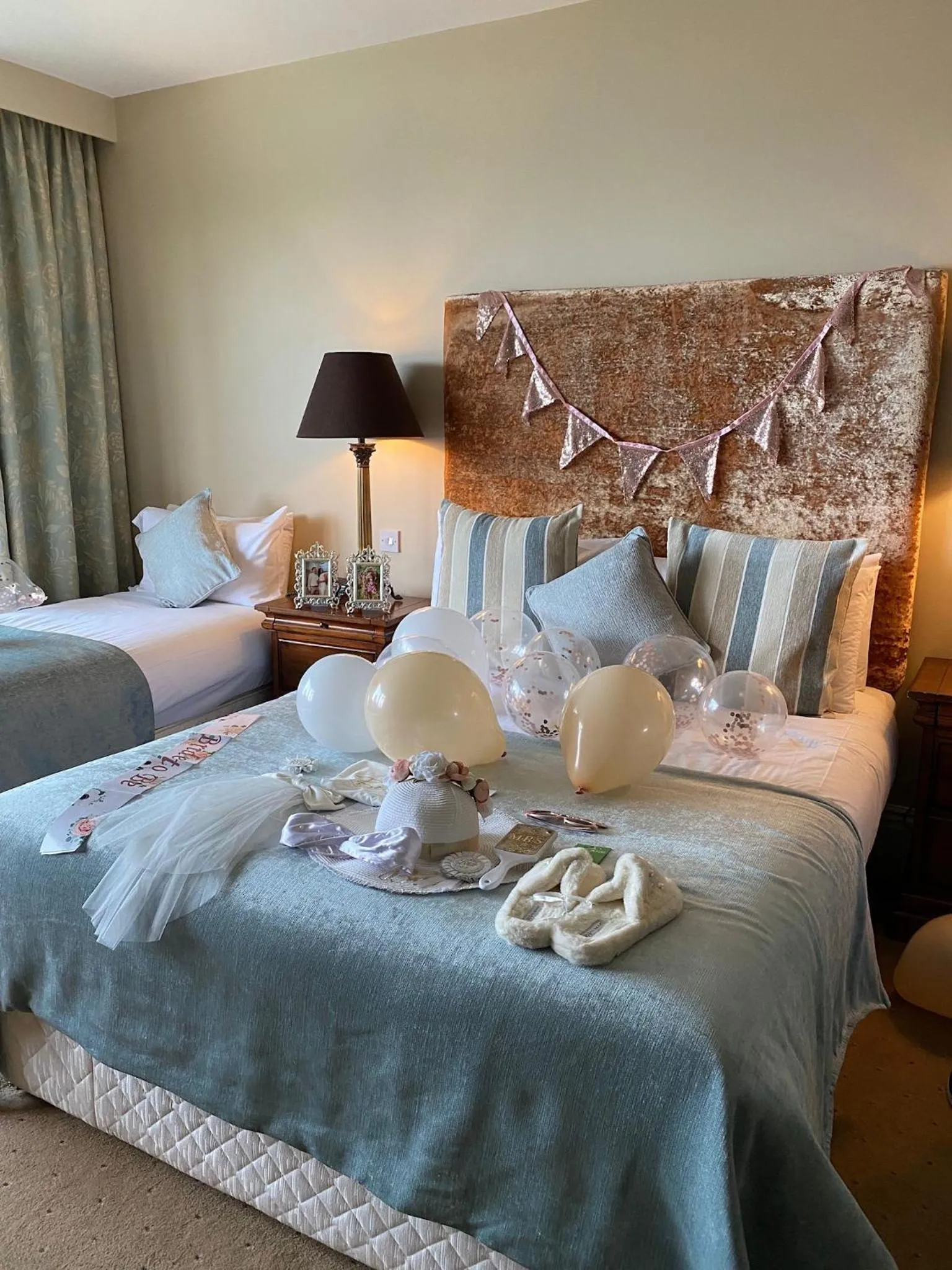 Bedroom, Bed in St Kyrans Guest House