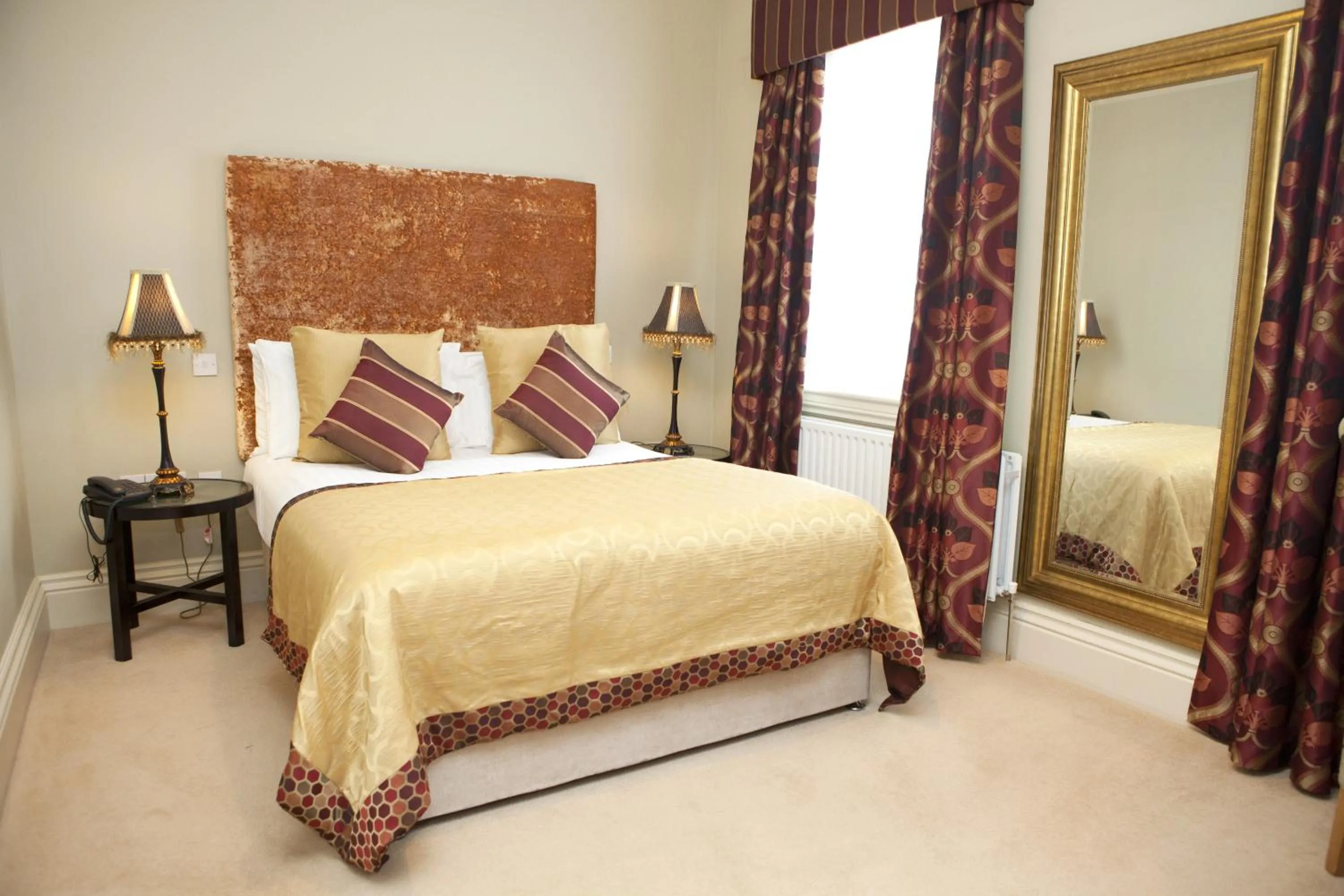 Coffee/tea facilities, Bed in St Kyrans Guest House