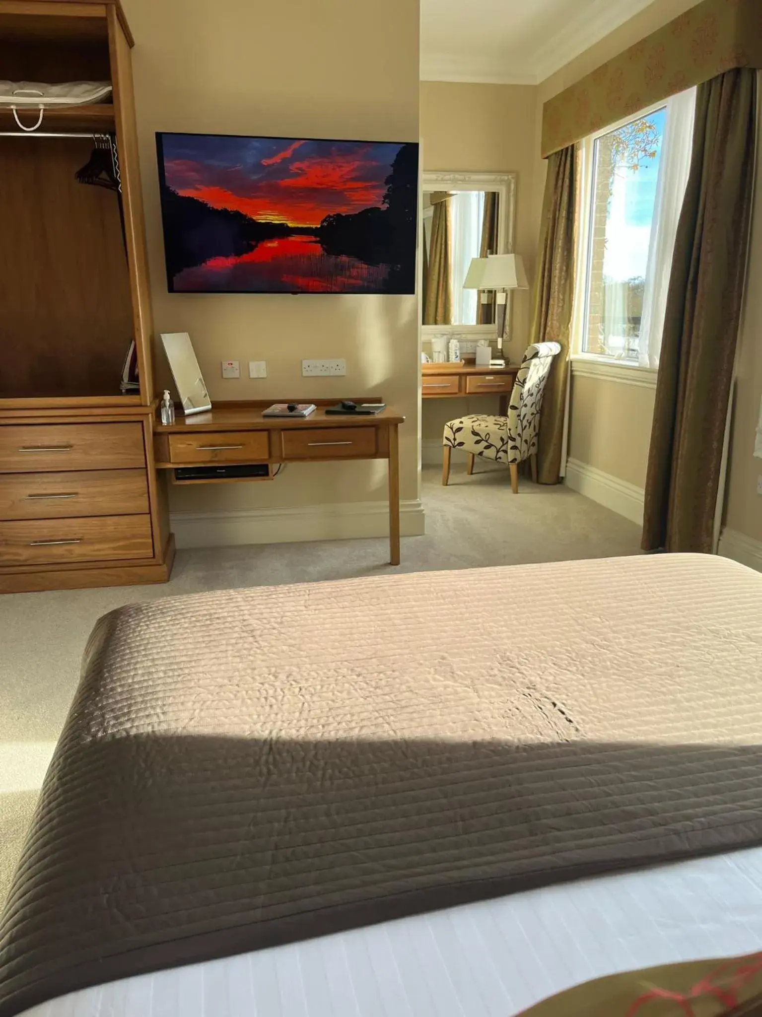 Double Room with Lake View - single occupancy in St Kyrans Guest House Double Room with Lake View - single occupancy in St Kyrans Guest House