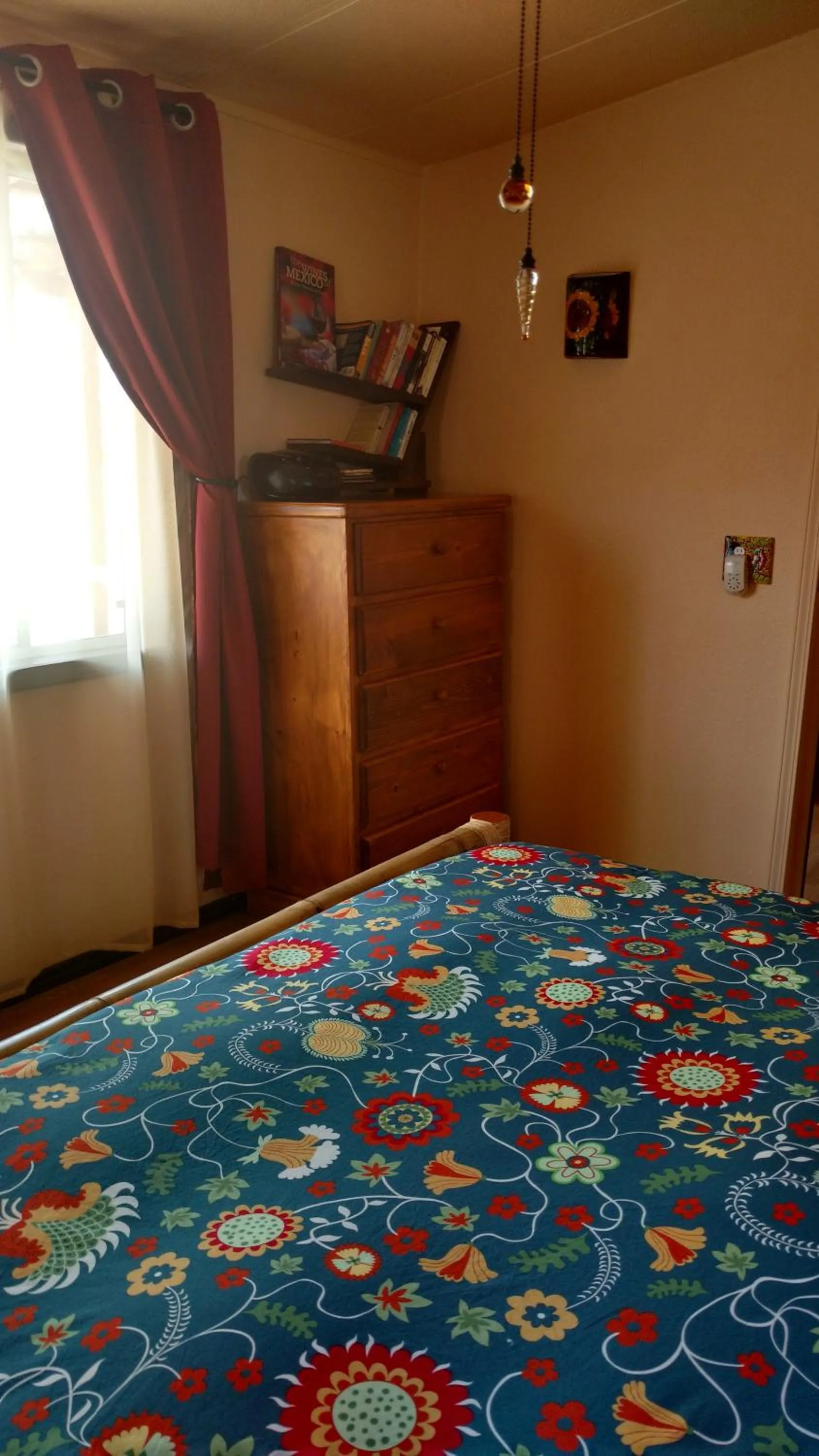 Bed in Vinofilia Wine Country Inn