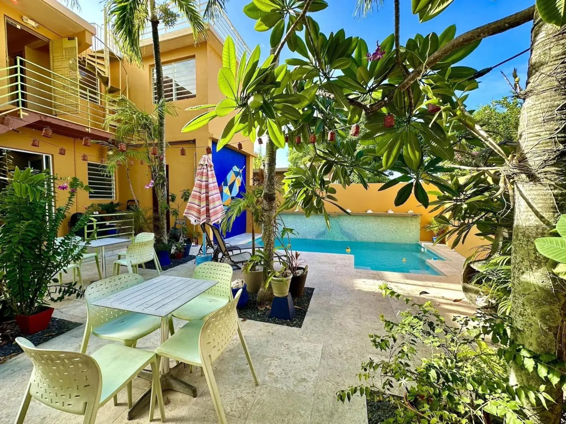 Patio in Casa de Amistad Guesthouse
