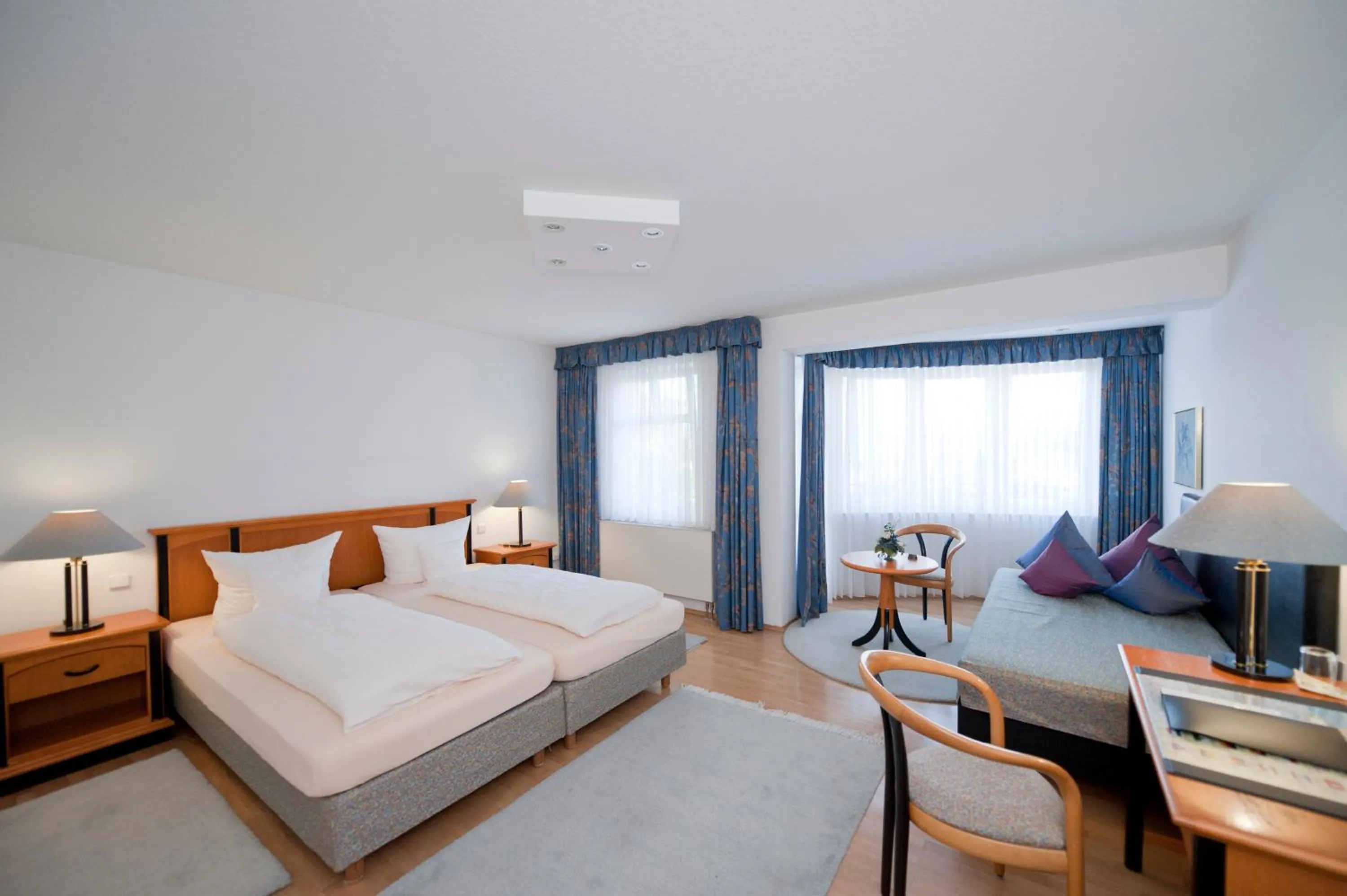 Photo of the whole room, Bed in Hotelpension Vitalis