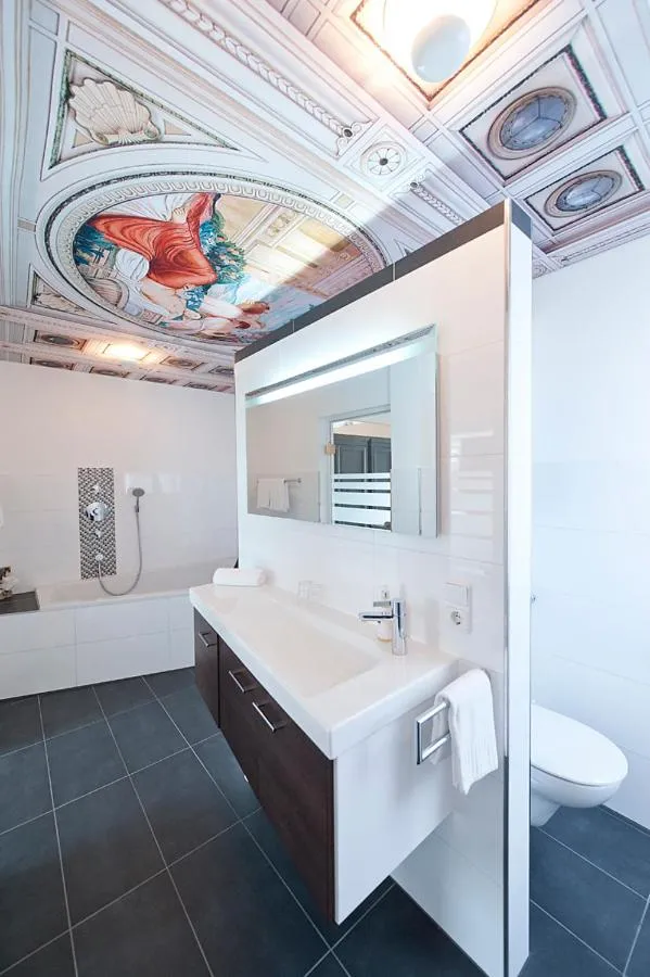 Bathroom in Hotelpension Vitalis