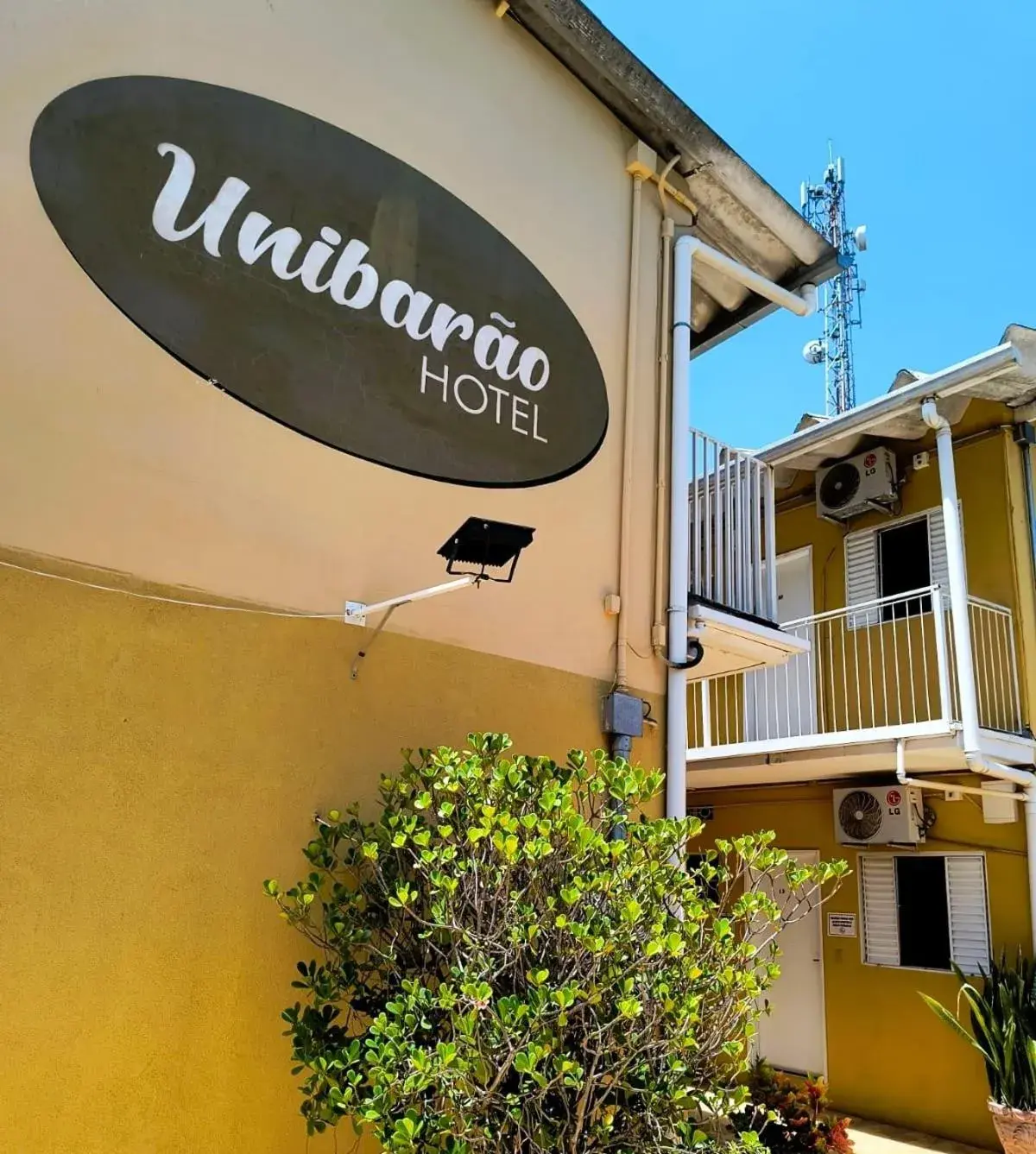 Unibarão Hotel -Próximo as Universidades Unicamp-Puc-Hospitais -Bancos-Restaurantes-Praça Capital -Shopping Dom Pedro - Expo dom pedro-Ceasa Unibarão Hotel -Próximo as Universidades Unicamp-Puc-Hospitais -Bancos-Restaurantes-Praça Capital -Shopping Dom Pedro - Expo dom pedro-Ceasa