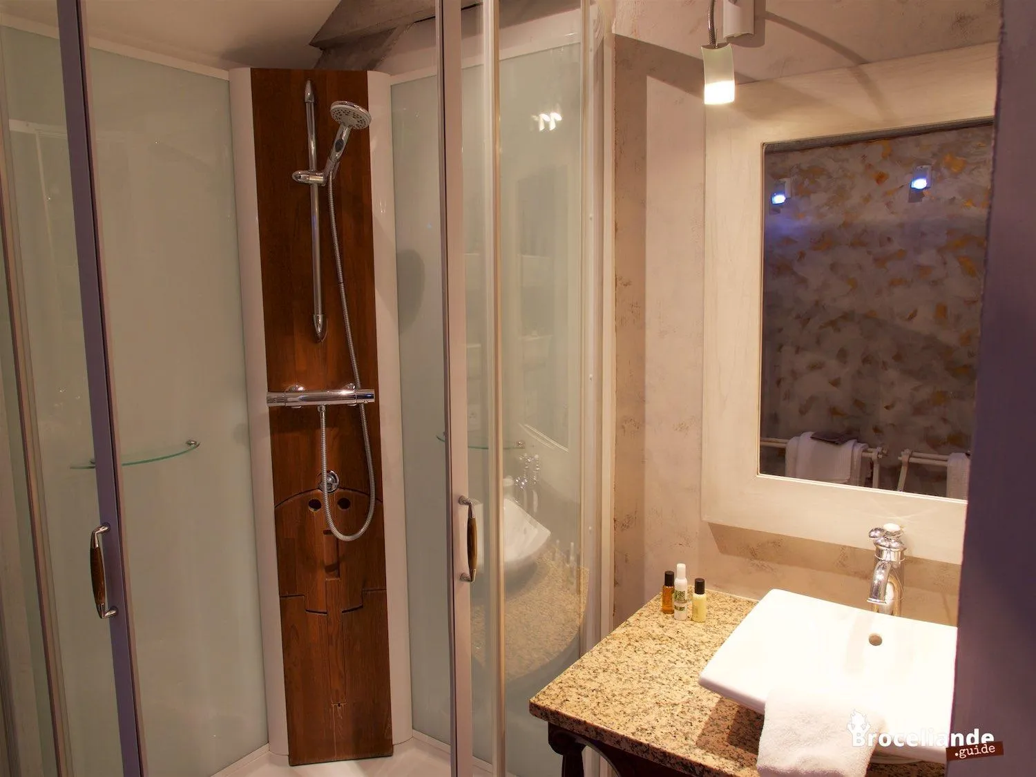 Bathroom in Château Du Pin - Teritoria