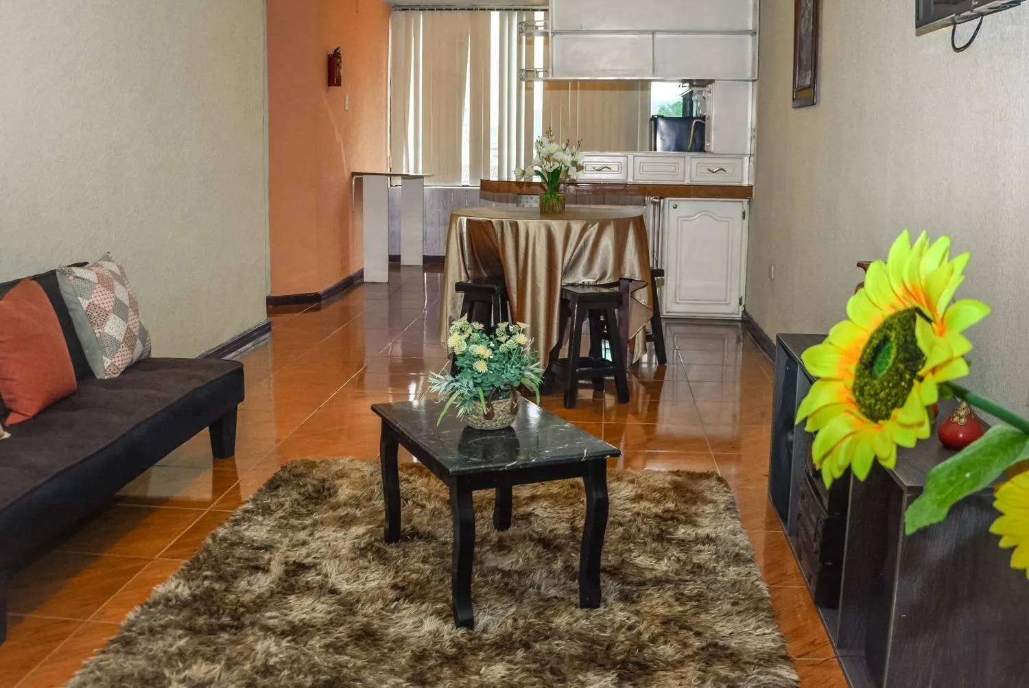 Property building in Hotel Miraflores