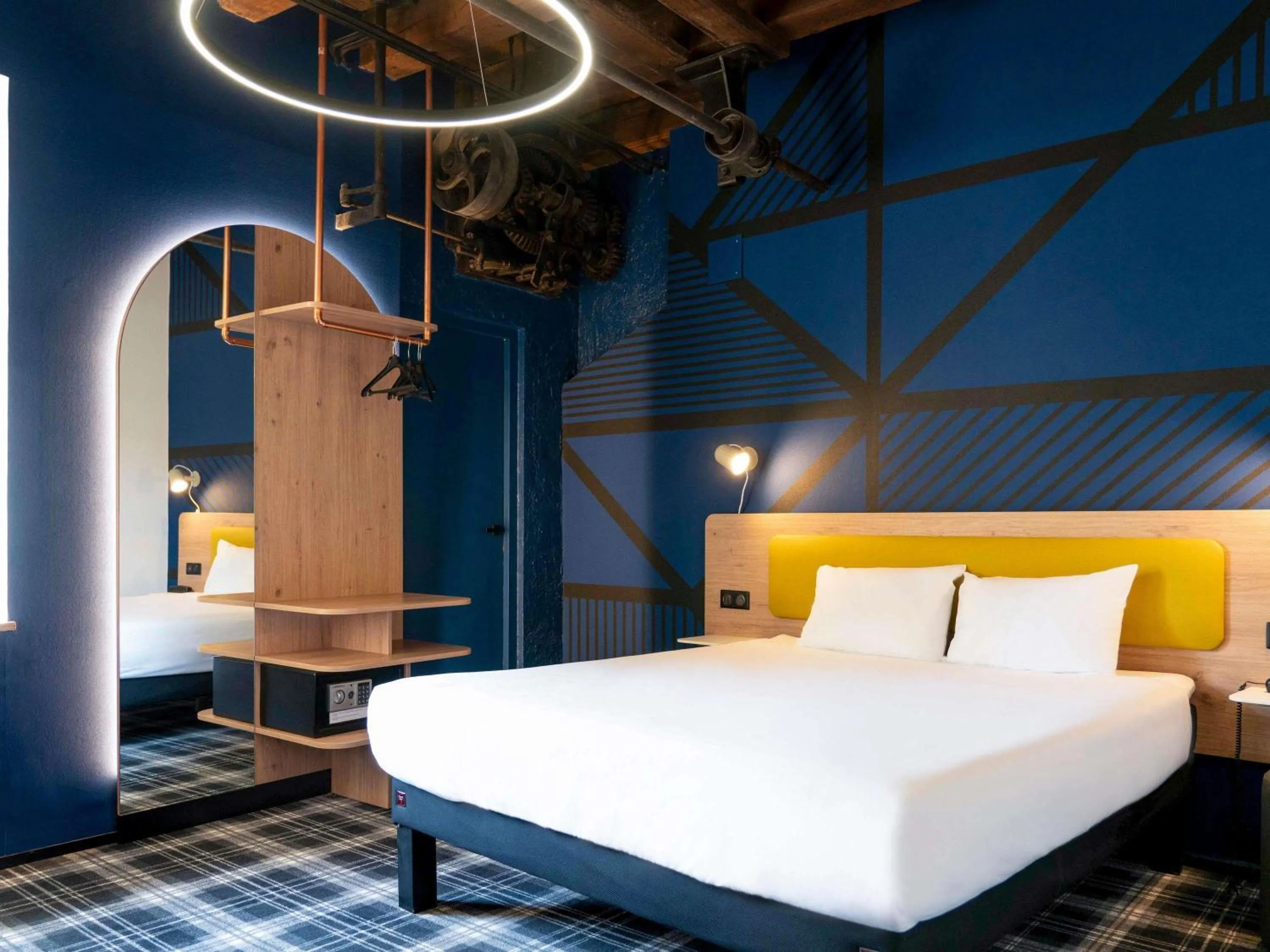 Bedroom, Bed in Ibis Styles Colmar Centre