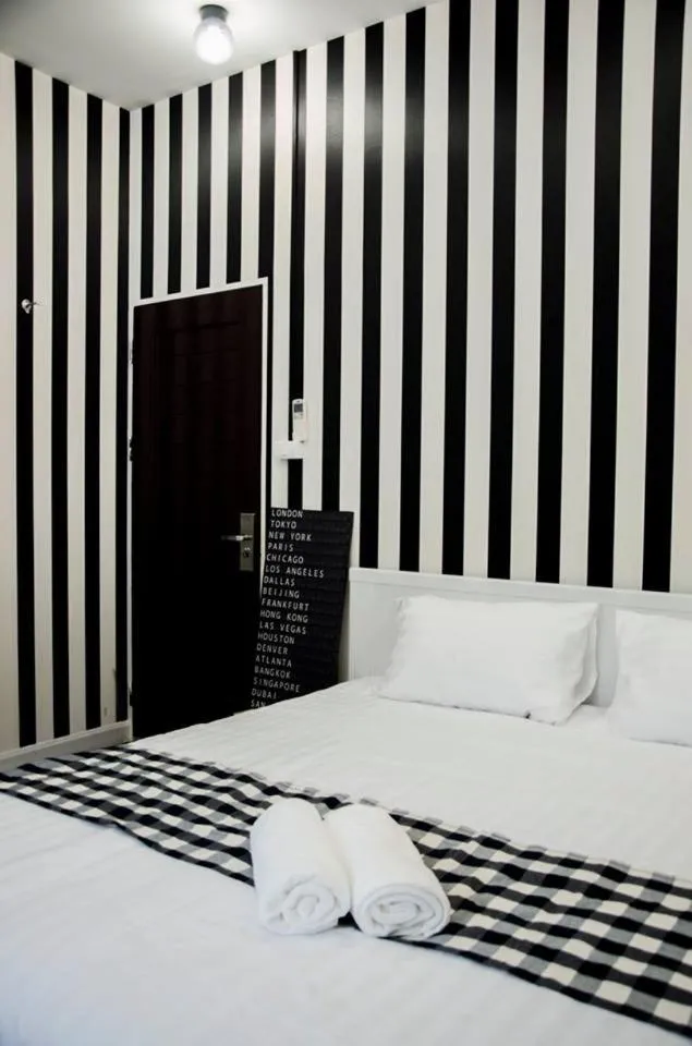 Bed in Goodfellas Thong lo Hostel #No Check-in after 5 pm-Please see check-in policy for details & notify landing time#