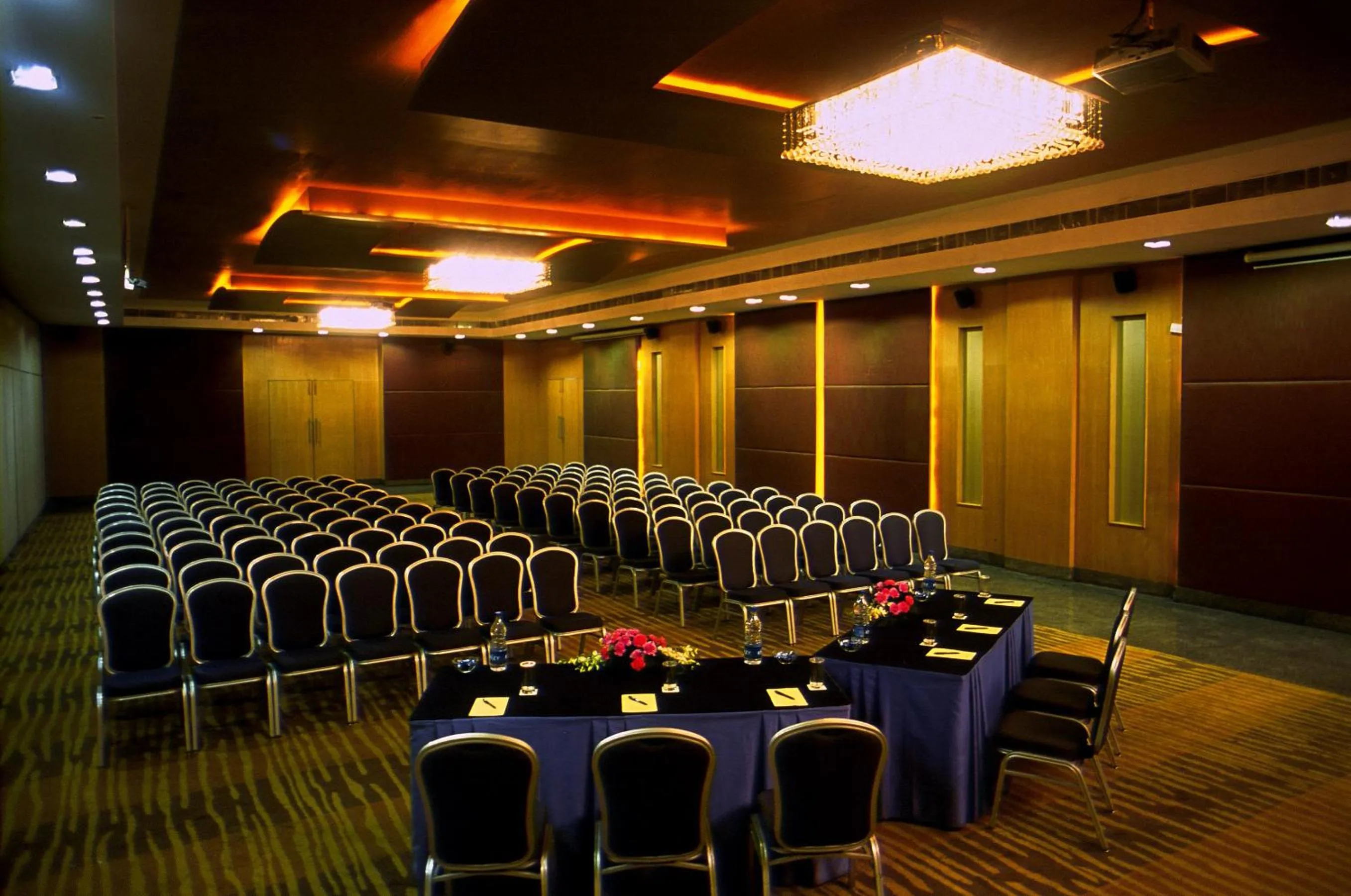 Meeting/conference room in Katriya Hotel and Tower
