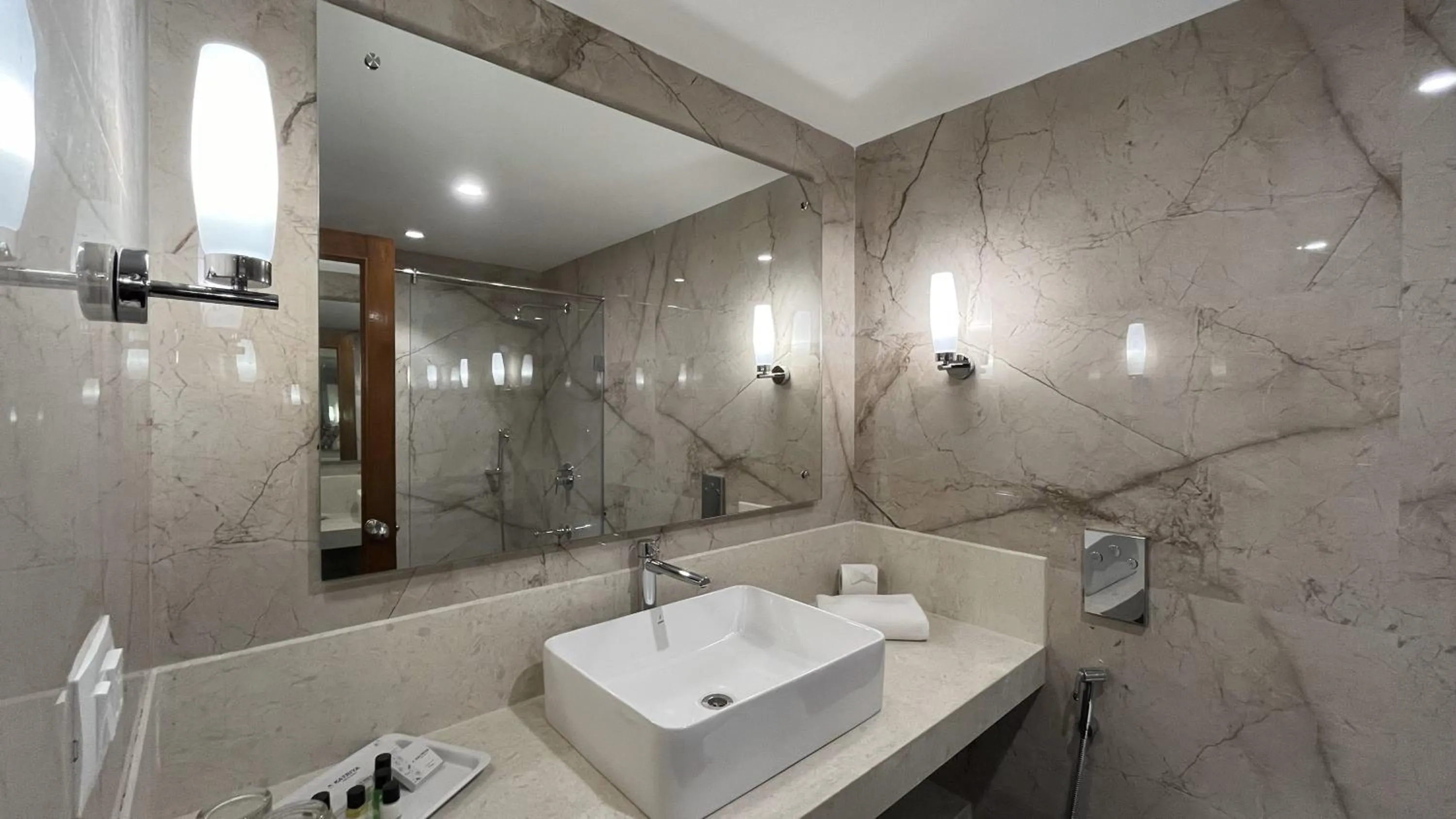 Bathroom in Katriya Hotel and Tower