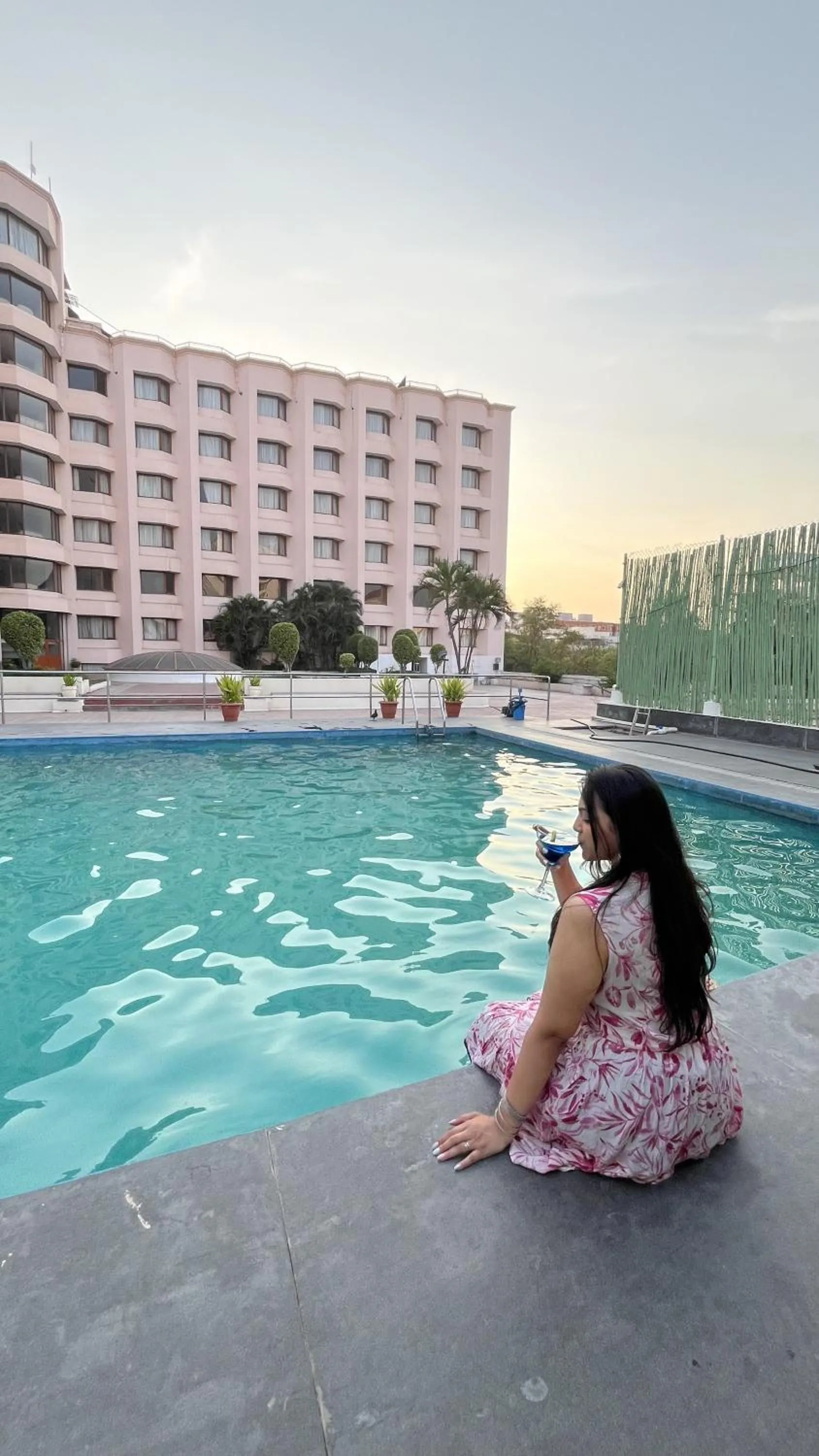 Swimming pool in Katriya Hotel and Tower