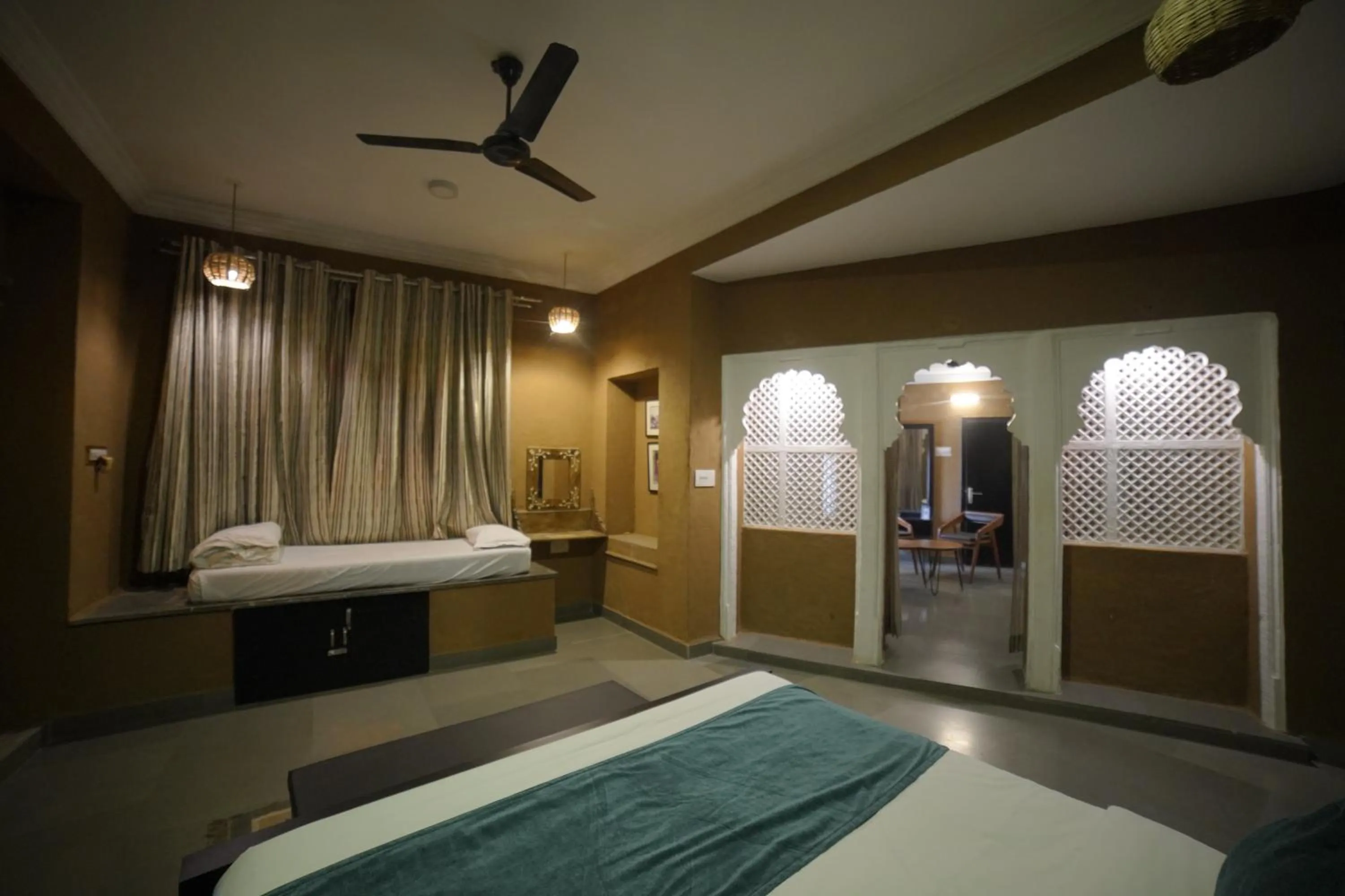 Bed in Hotel Udai Niwas By The Lake