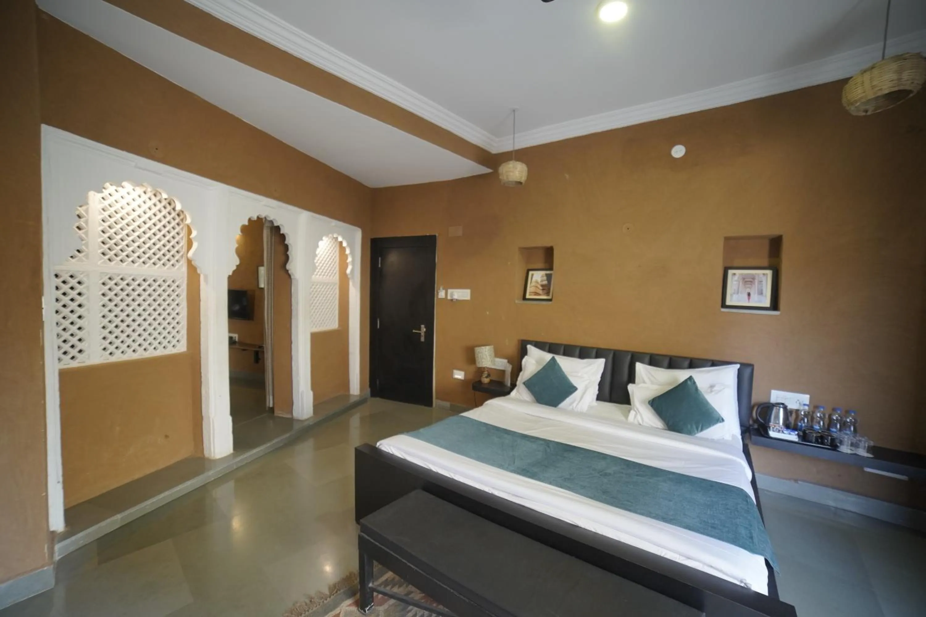 Bedroom, Bed in Hotel Udai Niwas By The Lake