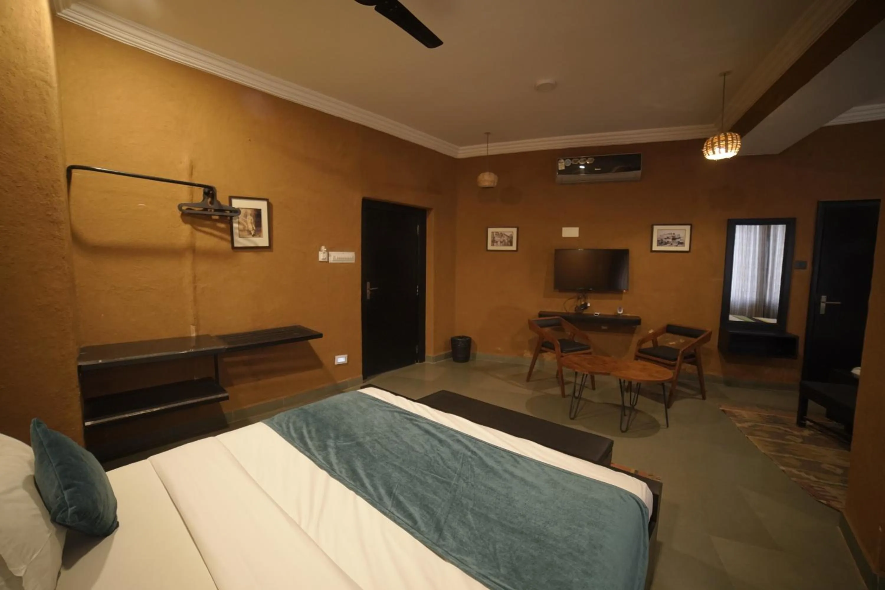 Bed in Hotel Udai Niwas By The Lake