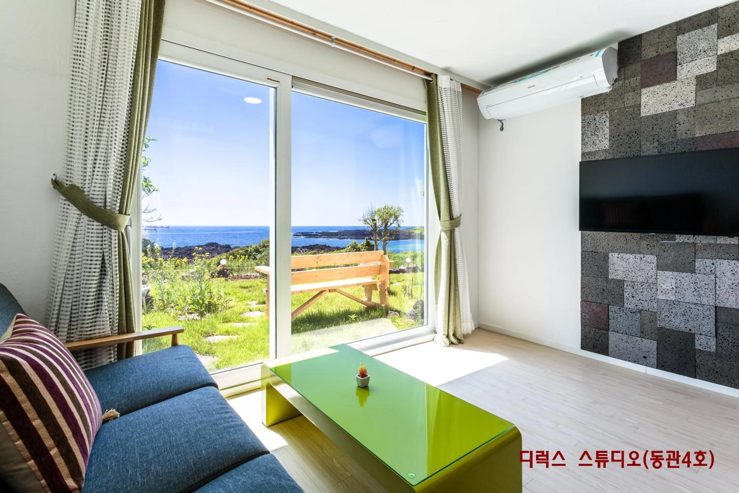 Living room in Jeju Turning point Pension