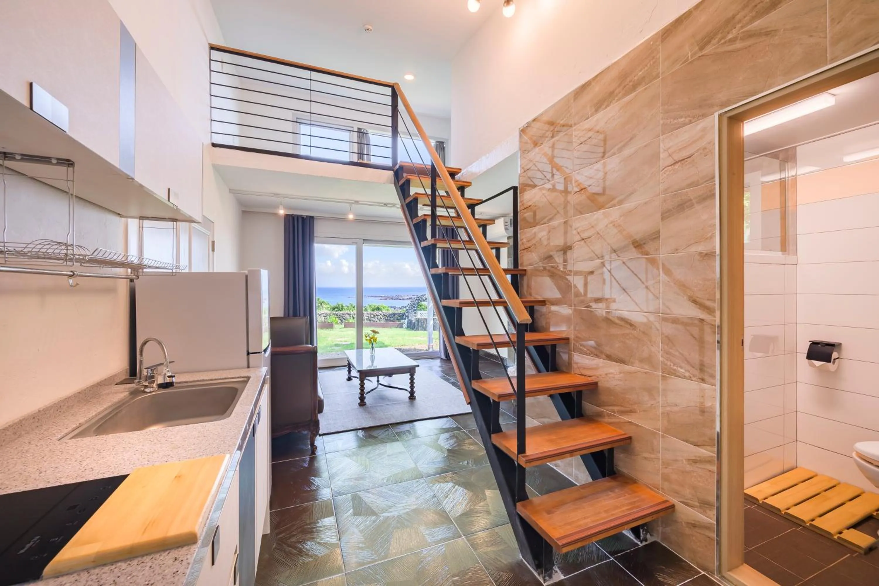 Kitchen or kitchenette in Jeju Turning point Pension