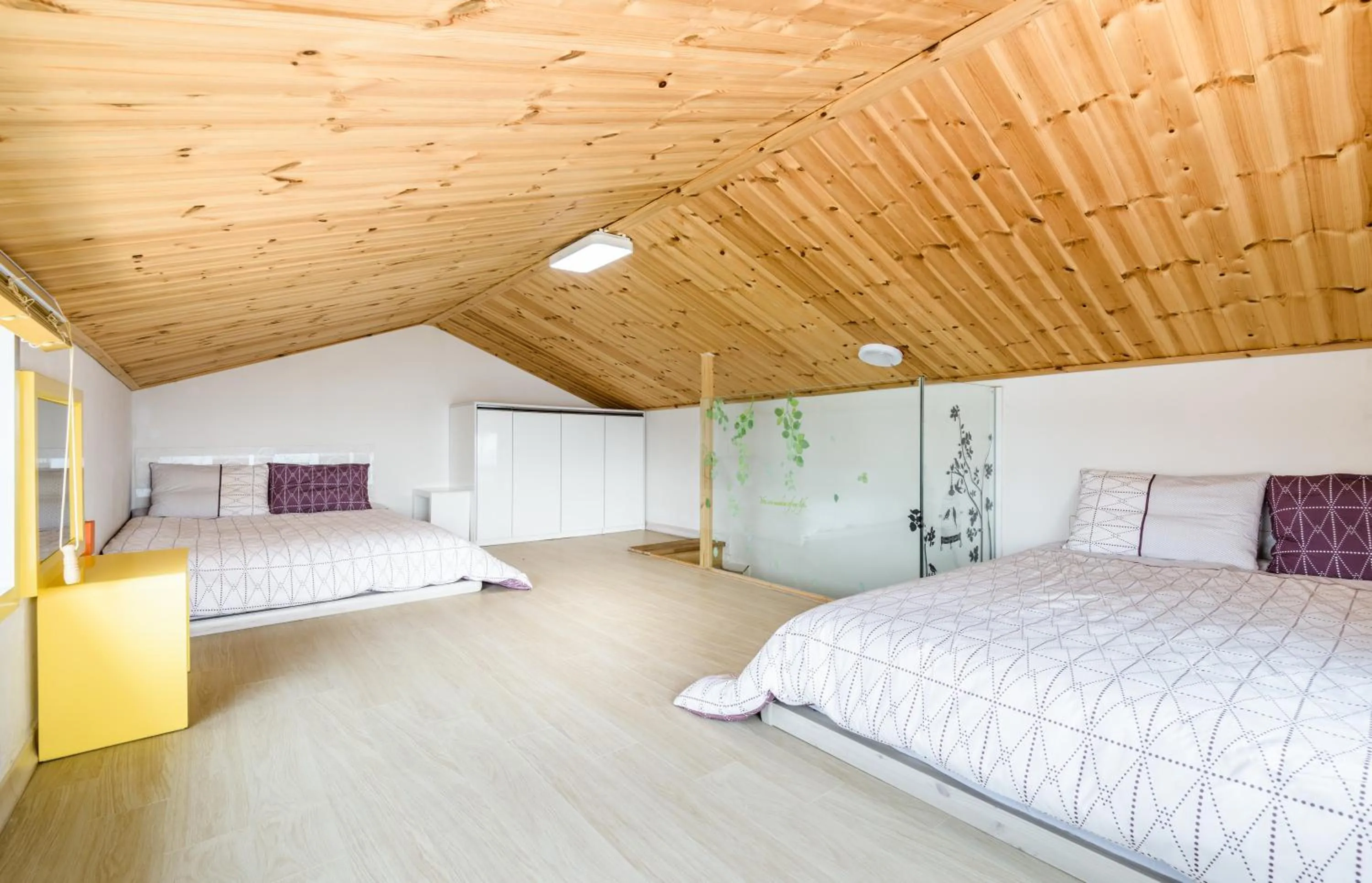 Bedroom, Bed in Jeju Turning point Pension