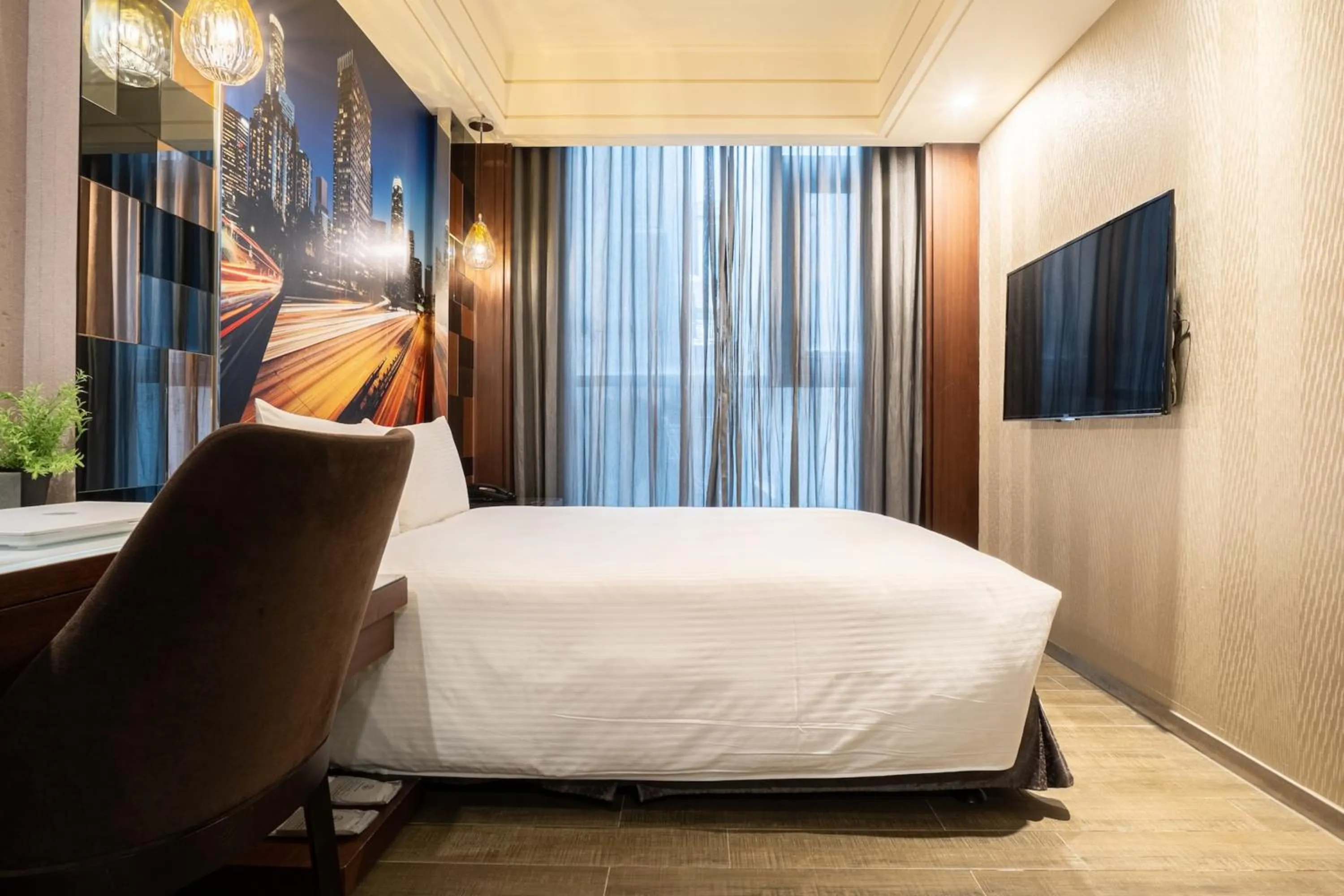 Bed in Guide Hotel Taichung Ziyou