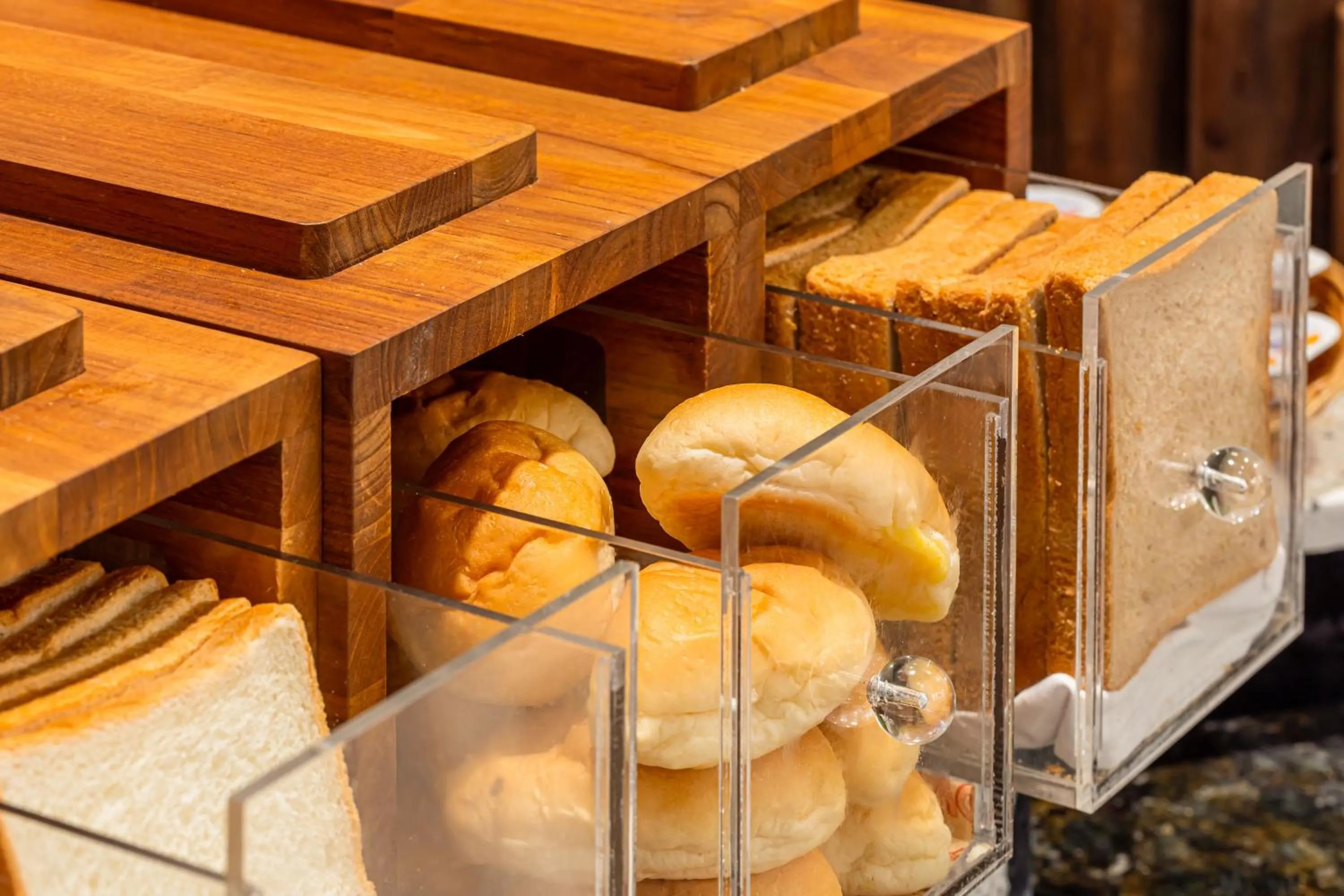 Buffet breakfast in Guide Hotel Taichung Ziyou