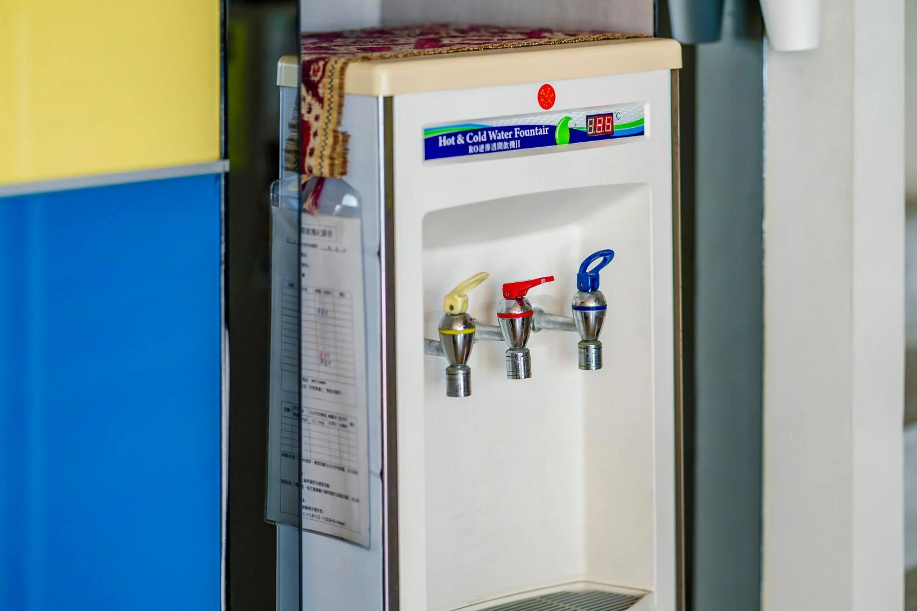 Coffee/tea facilities in Pacific Inn