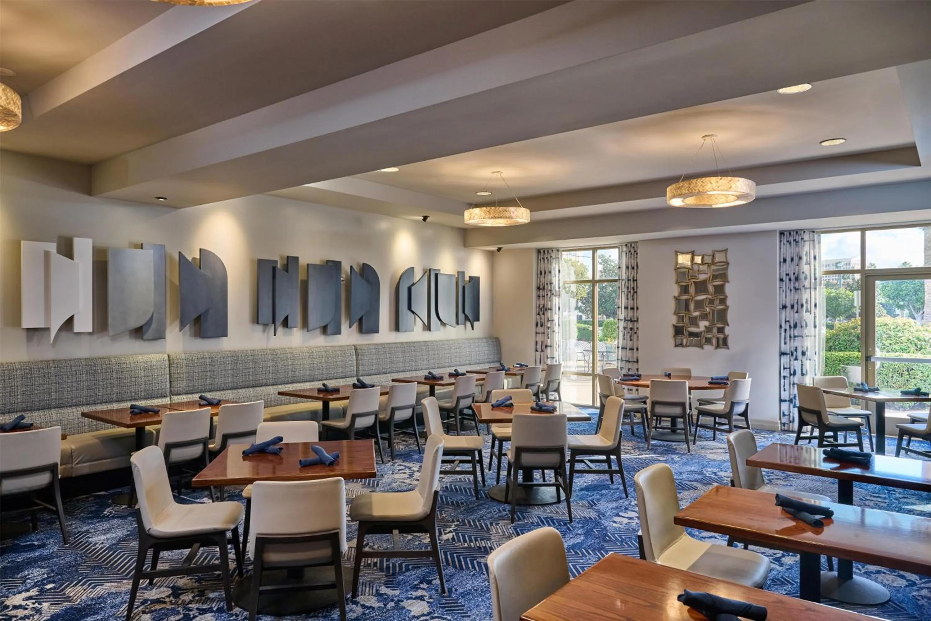 Restaurant/places to eat in DoubleTree by Hilton Irvine Spectrum