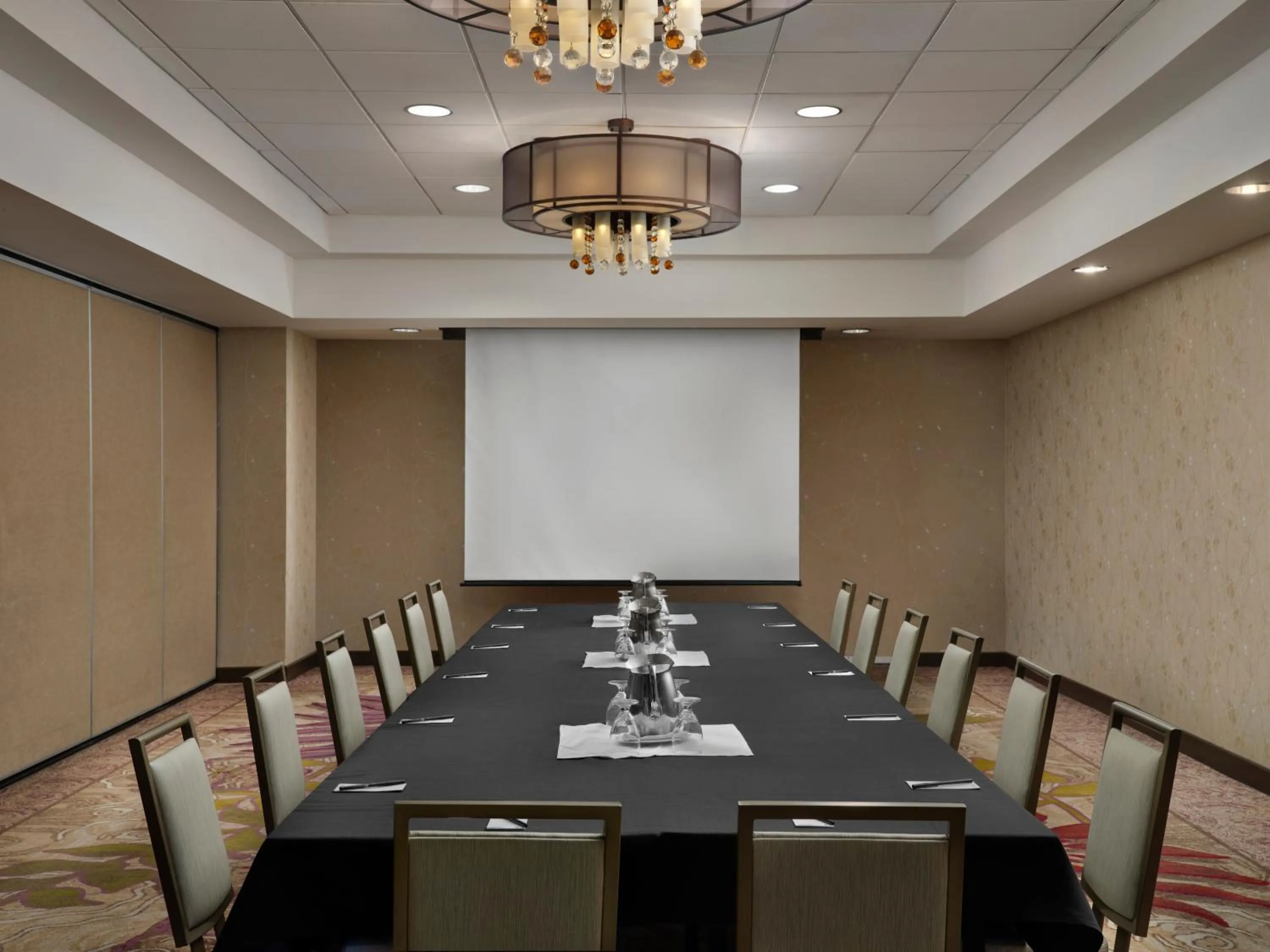 Meeting/conference room in DoubleTree by Hilton Irvine Spectrum