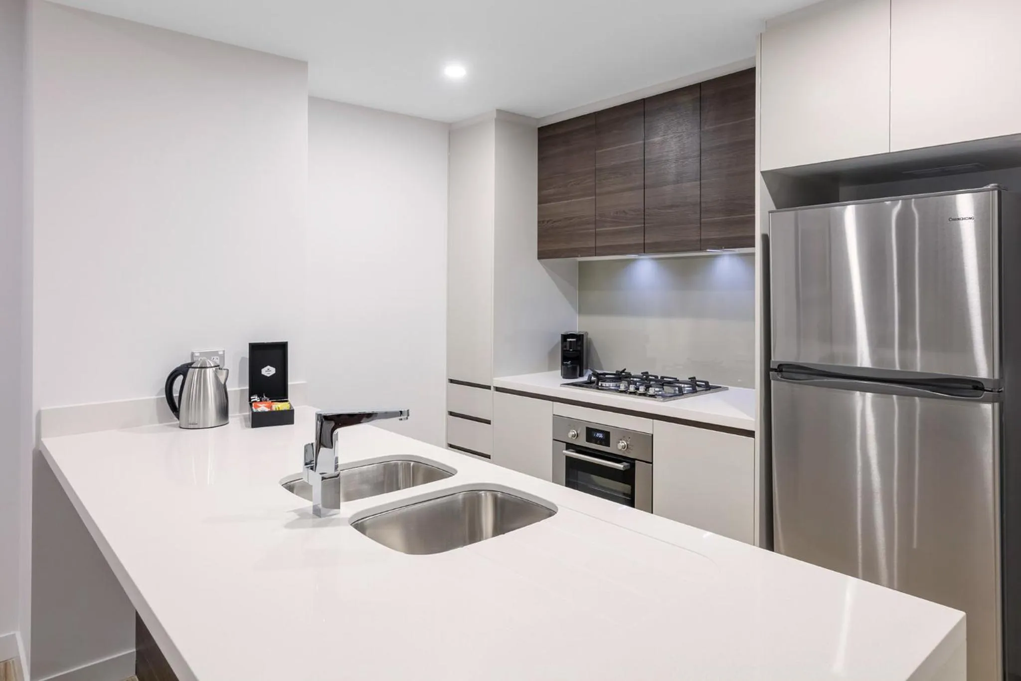 Kitchen or kitchenette in Meriton Suites Southport