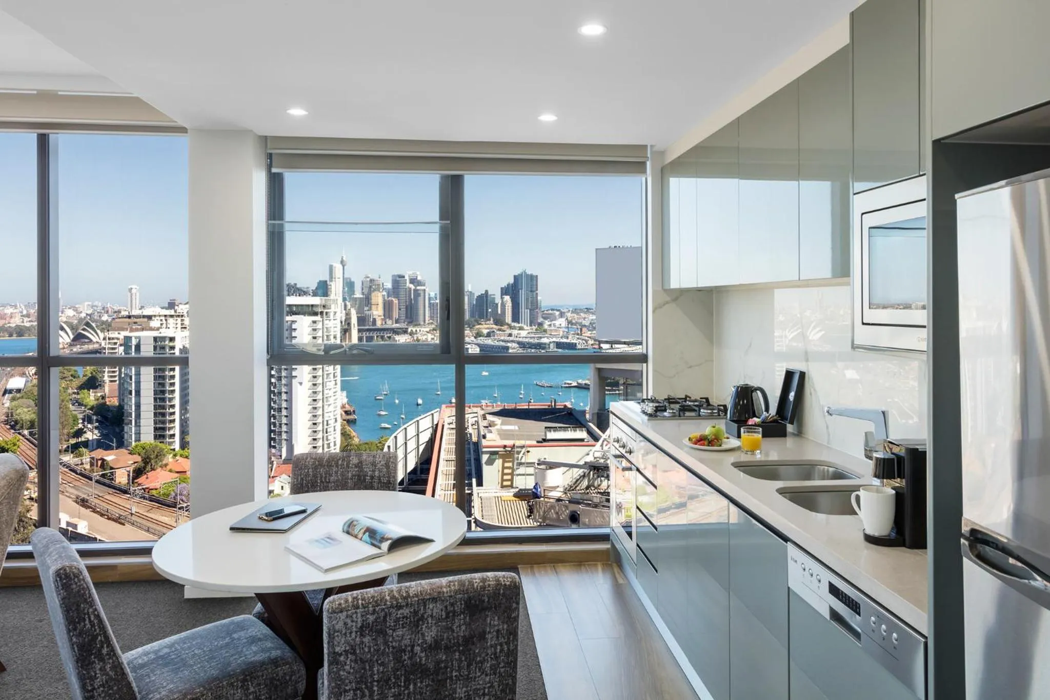 City view in Meriton Suites North Sydney