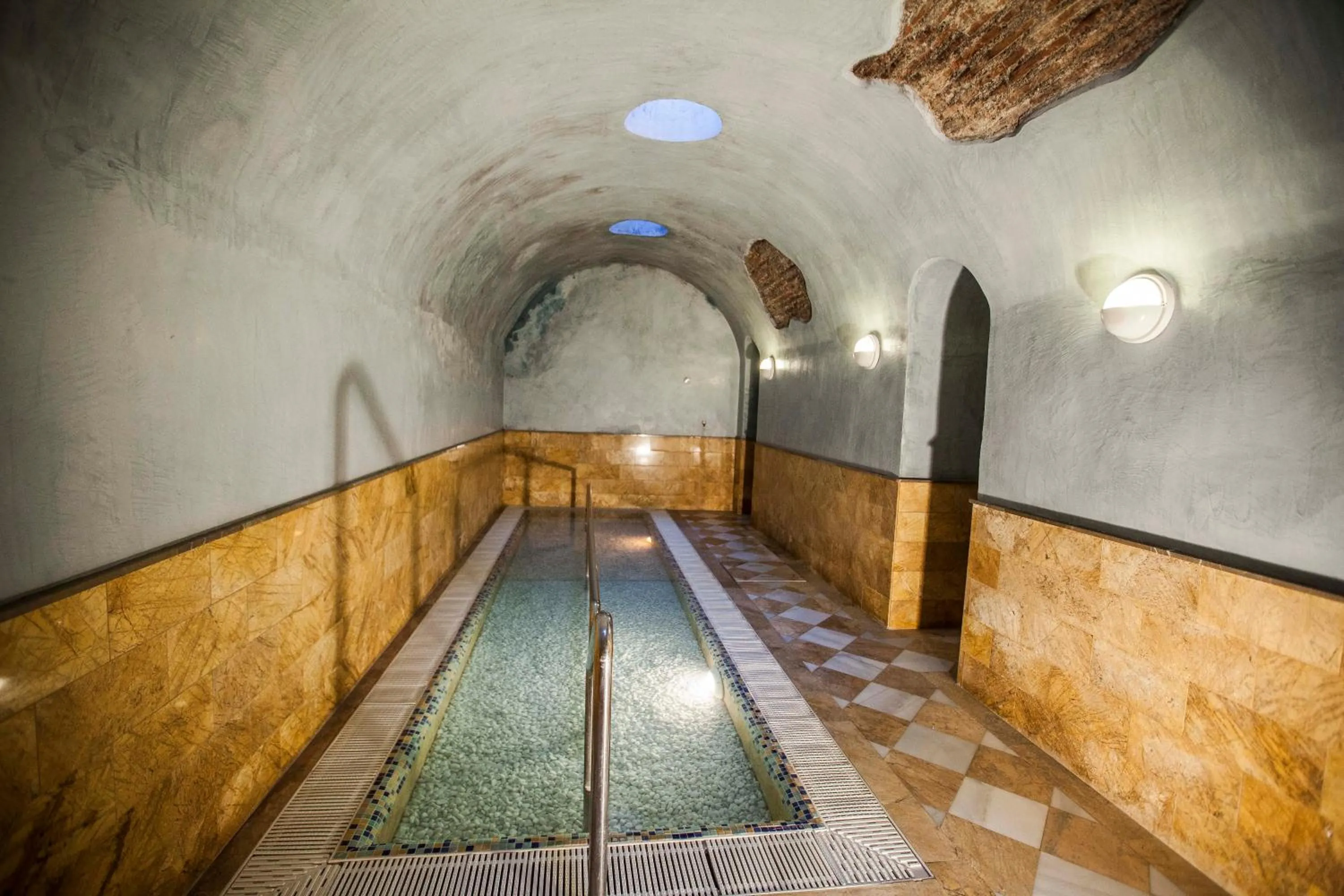 Activities in Hotel Balneario de Graena