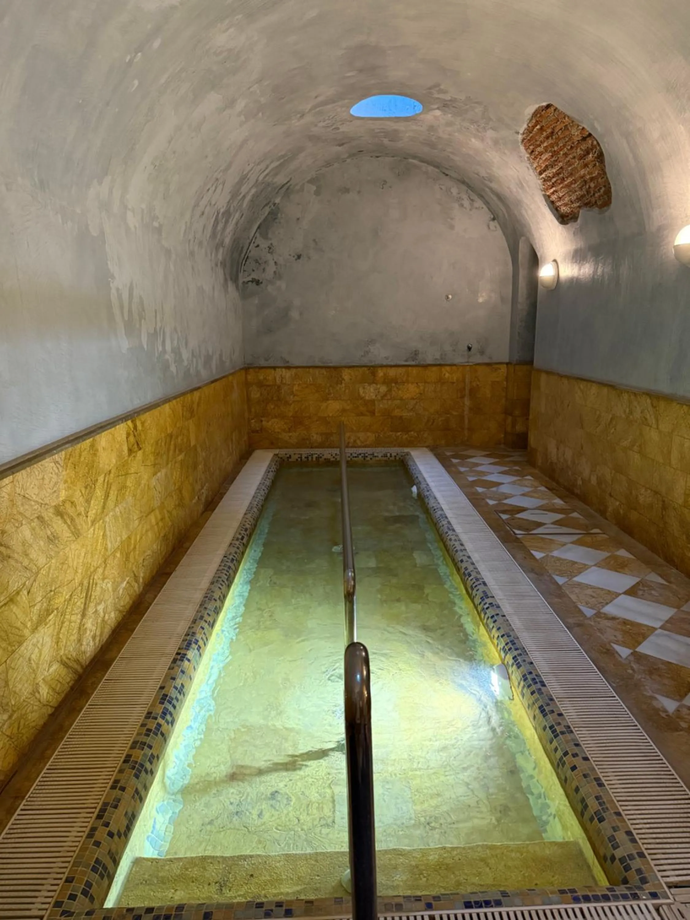 Hotel Balneario de Graena