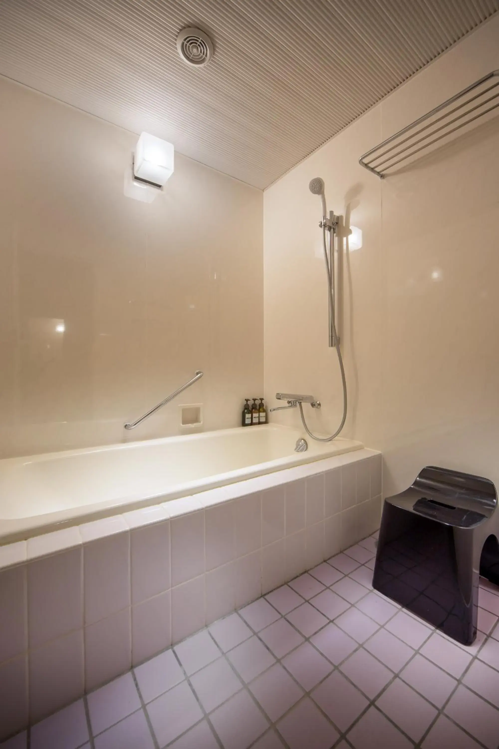 Premium Corner Twin Room in Holiday Inn Resort Shinano-Omachi Kuroyon by IHG Premium Corner Twin Room in Holiday Inn Resort Shinano-Omachi Kuroyon by IHG